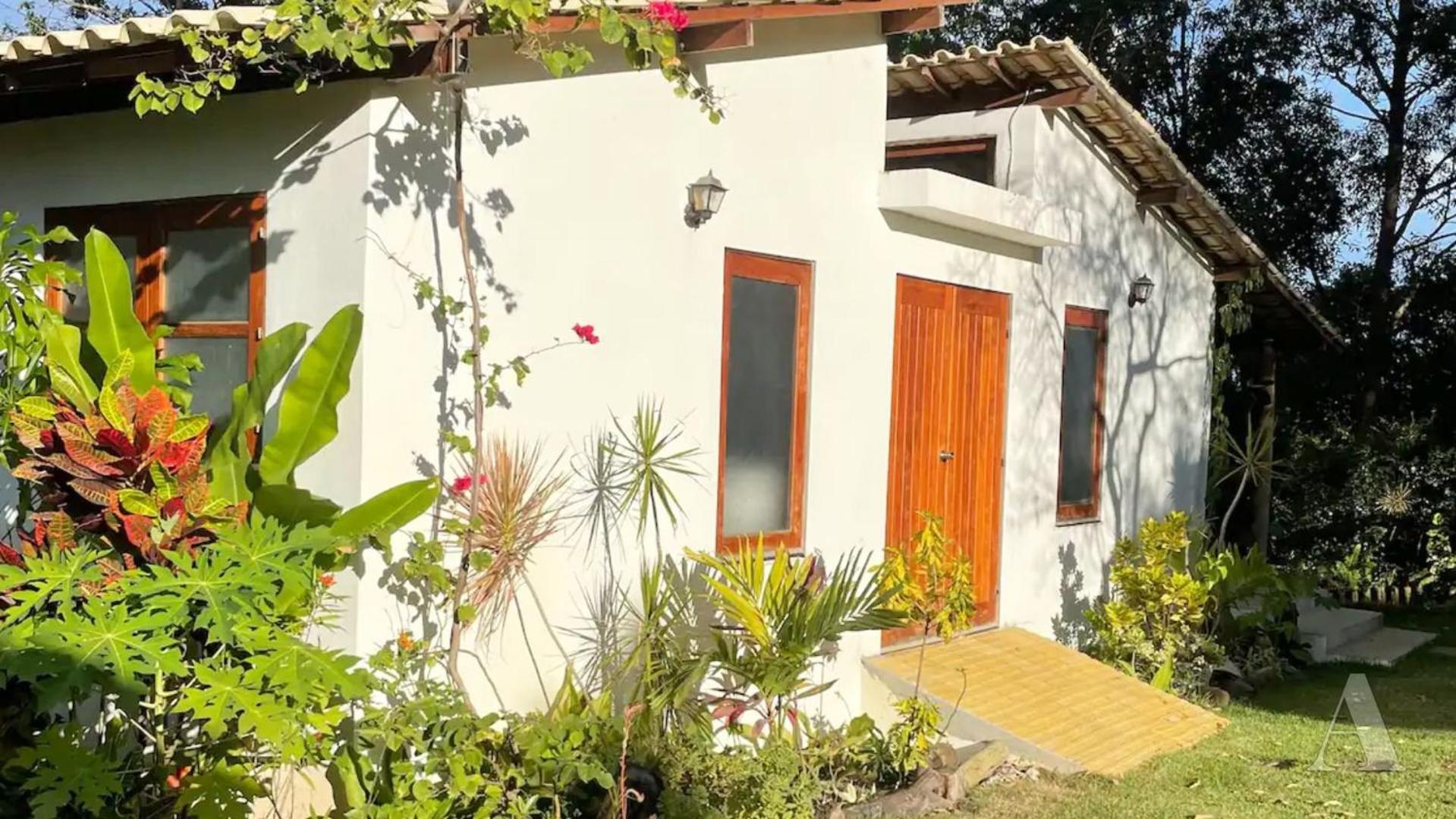 Casa 2 quartos 6 pessoas perto da praia Guarajuba - BA GJB02