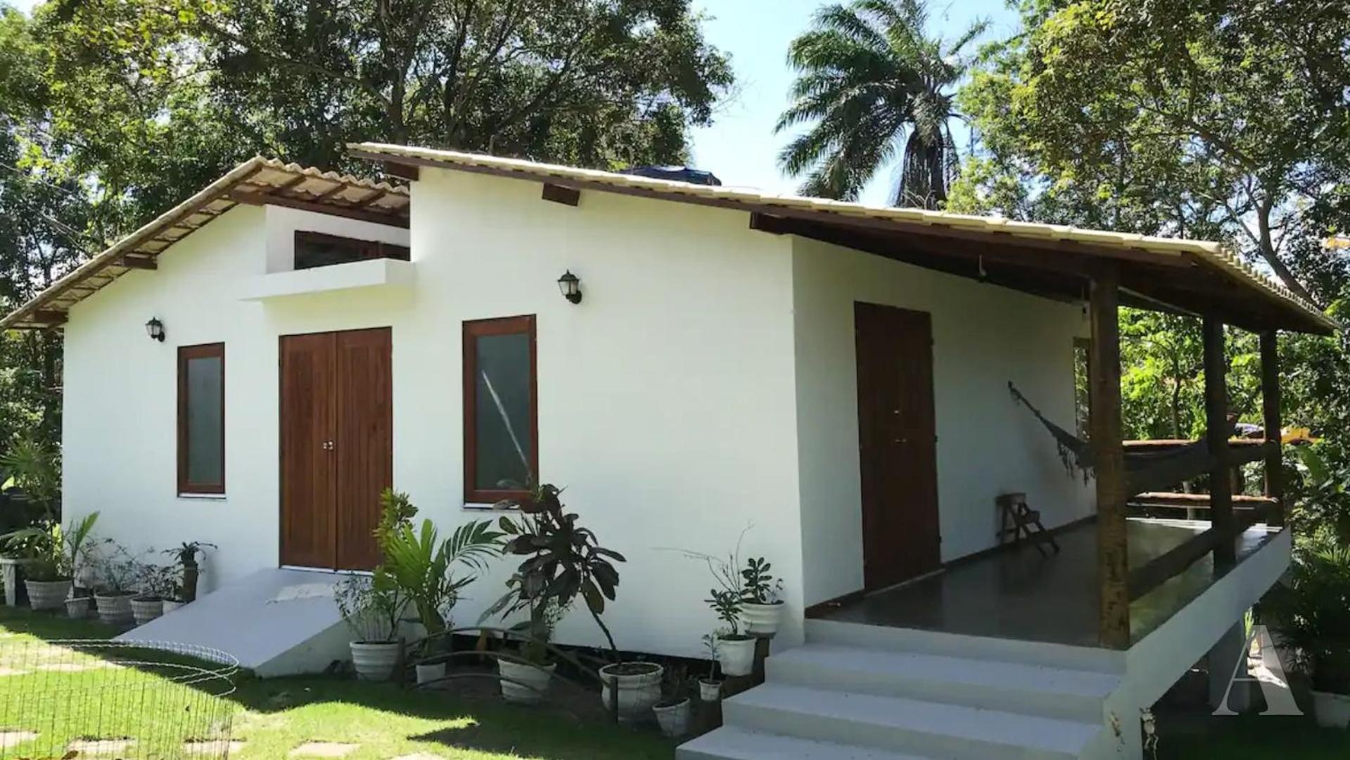 Casa 2 quartos 6 pessoas perto da praia Guarajuba - BA GJB02