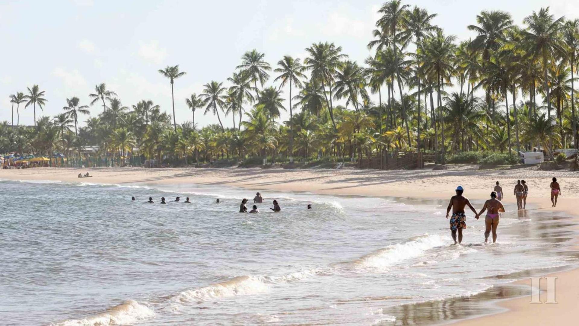 Casa 2 quartos 6 pessoas perto da praia Guarajuba - BA GJB02