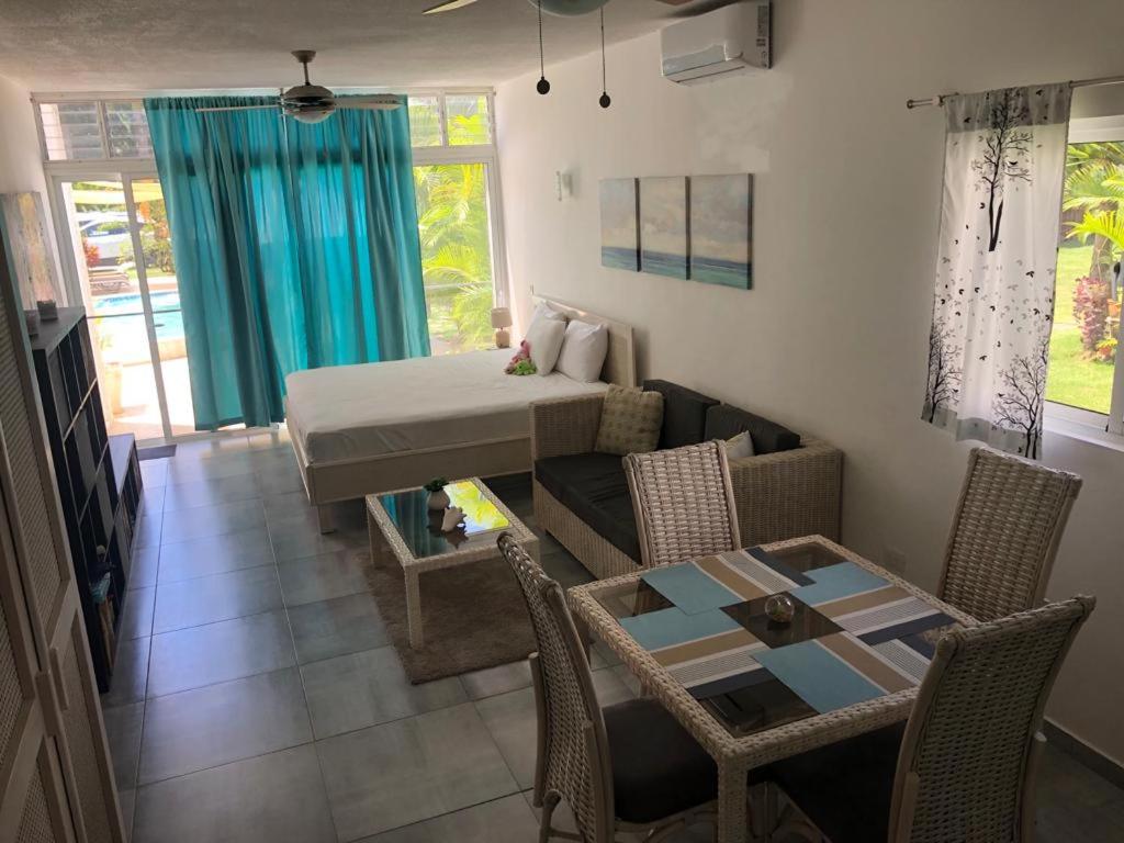 Almendra Residential