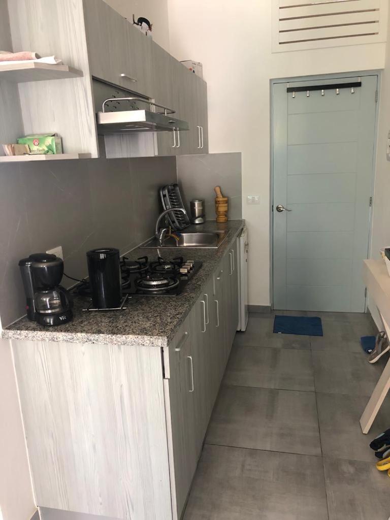 Almendra Residential