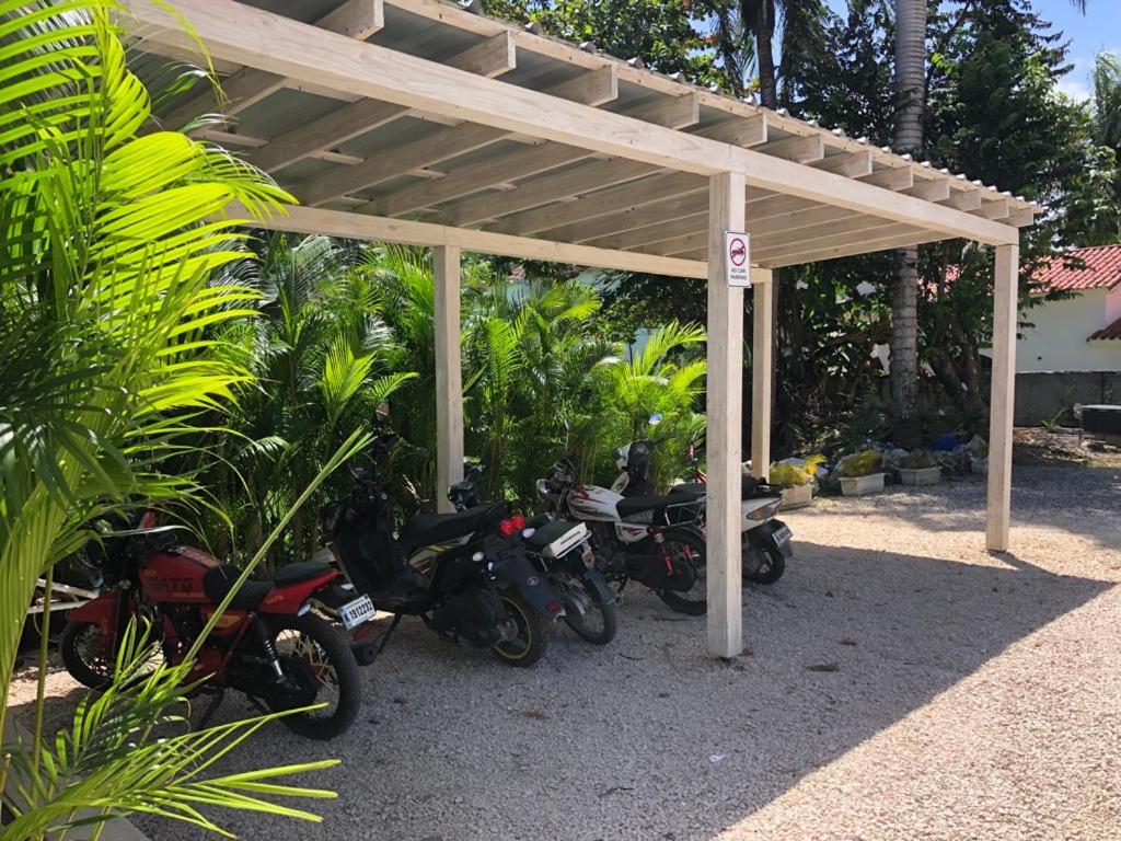 Almendra Residential