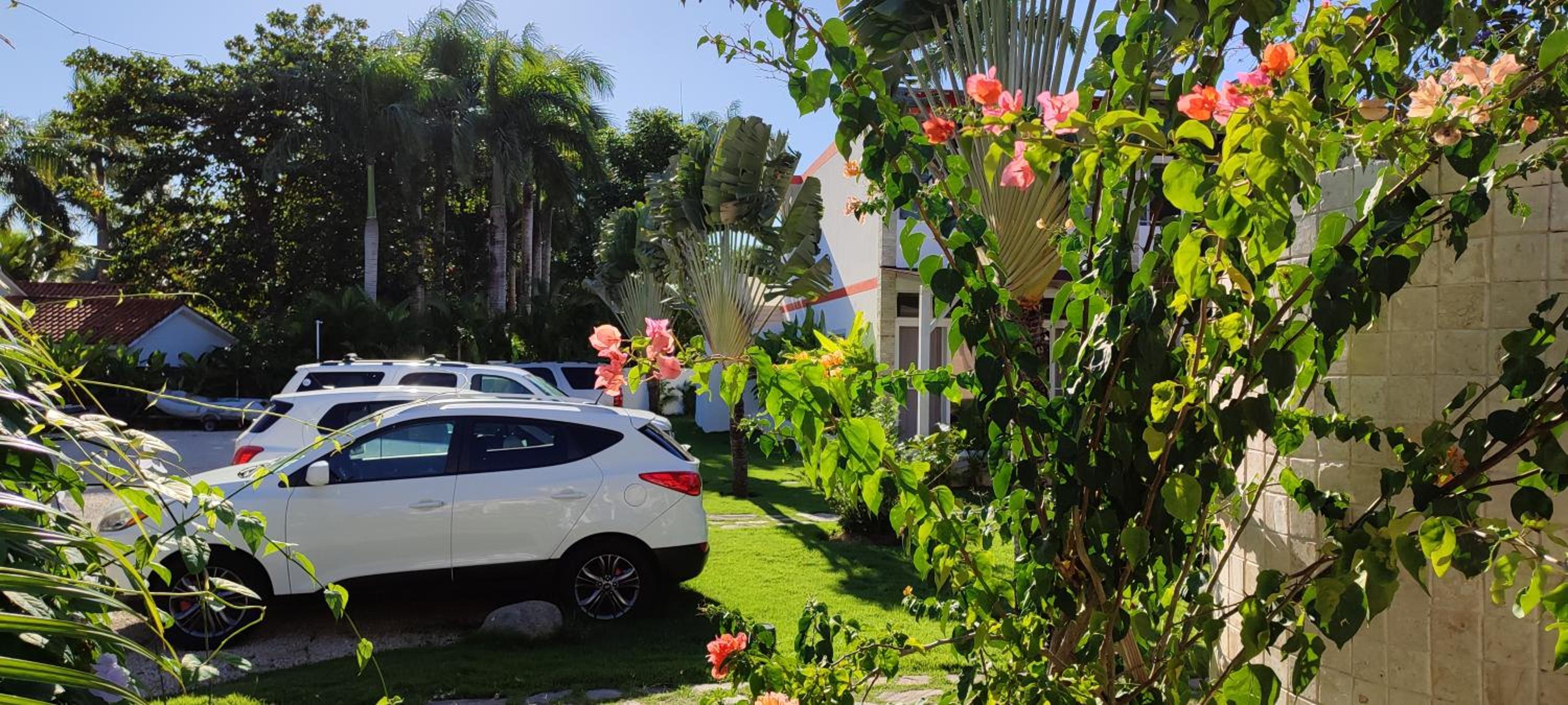Almendra Residential