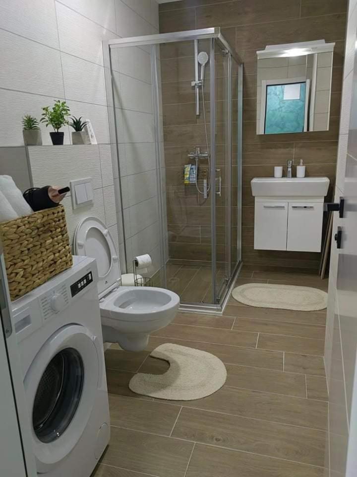 APARTMAN ANIKA - STAN NA DAN Doboj