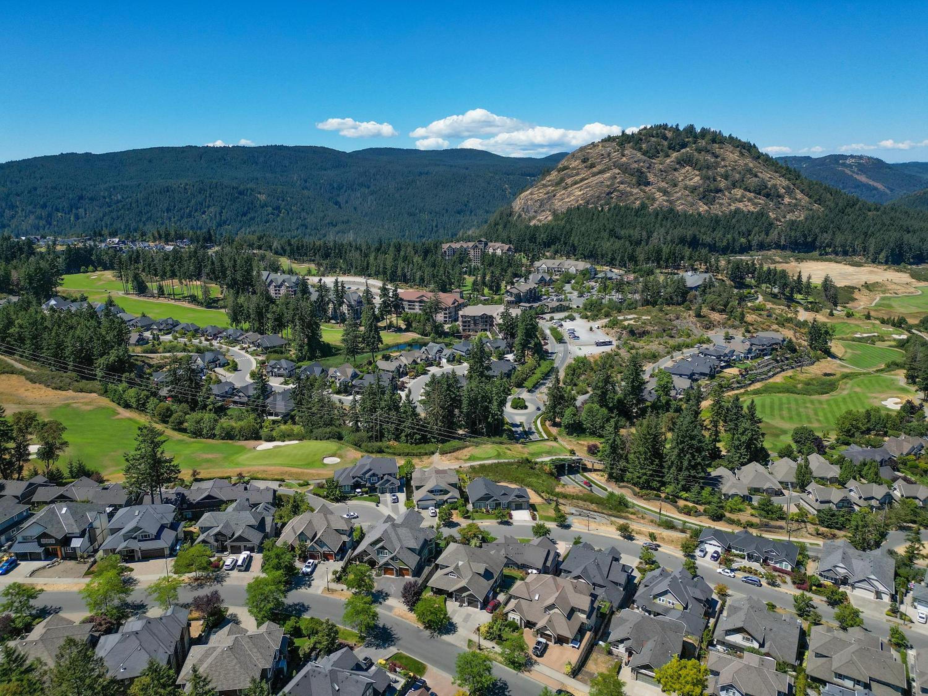 Mount Finlayson View Villa by EMR Vacation Rentals