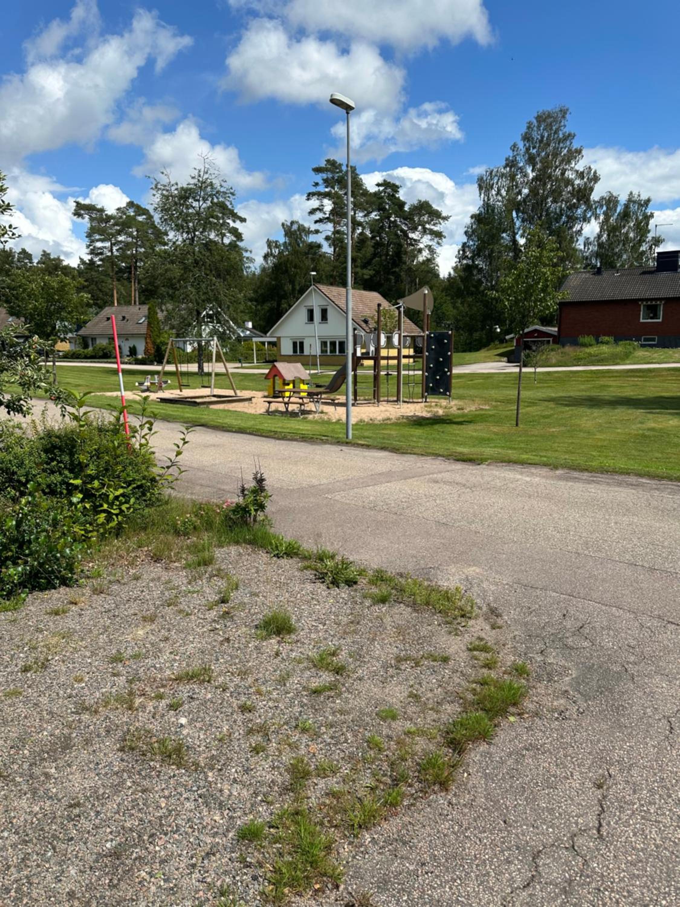 Hus med 3 sovrum i lugn miljö nära natur & Ullared view 4