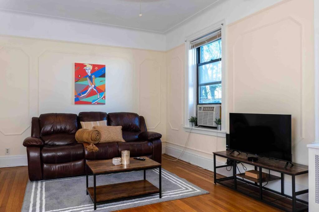Spacious Oasis - Hoboken California King Bed! view 5