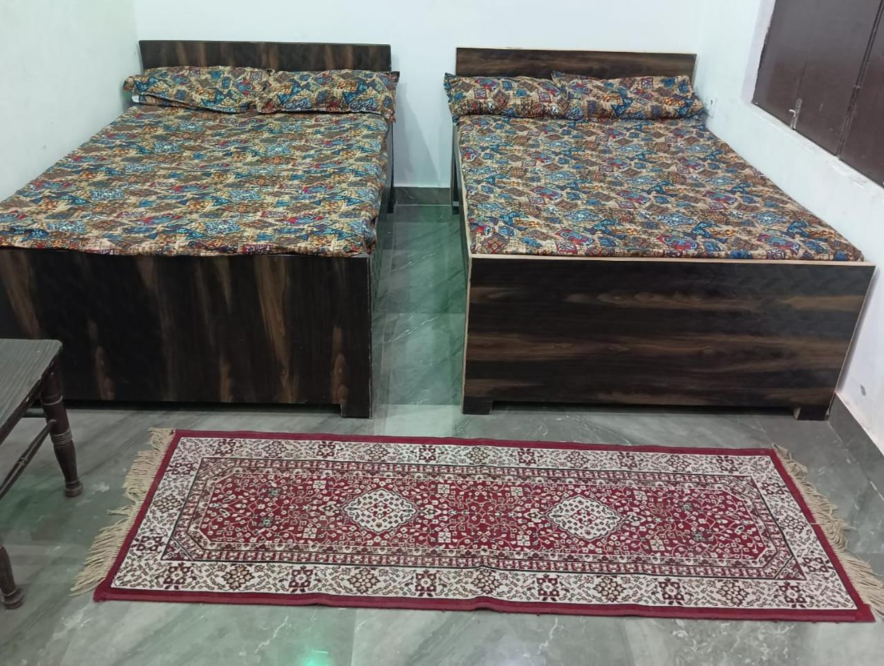 Lakshman Guest House