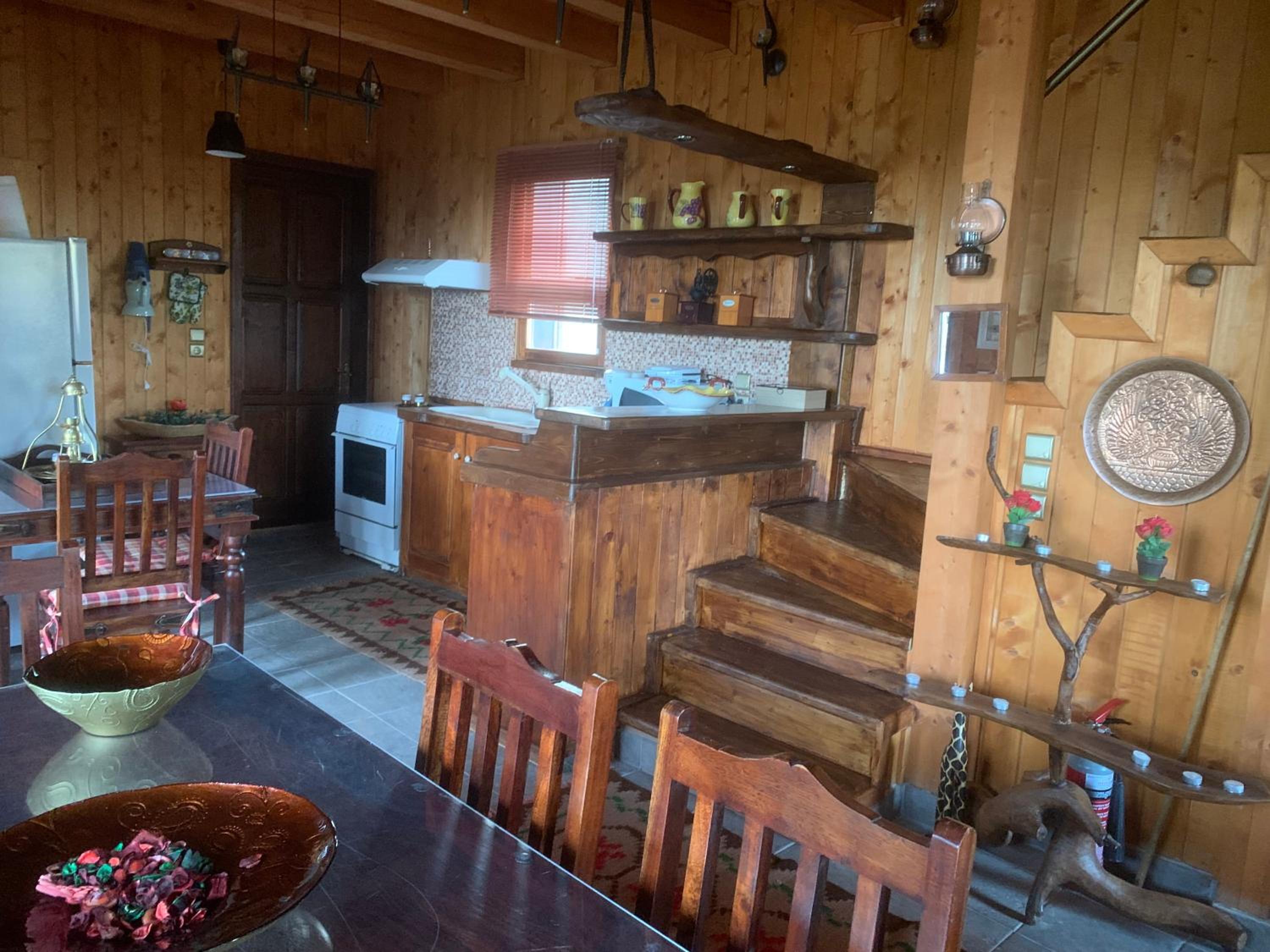 WOODEN IN WOODS view 3
