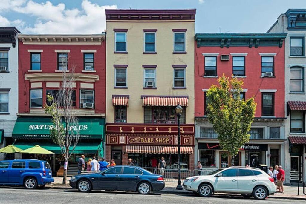 Cozy apartment in beautiful midtown Hoboken view 3