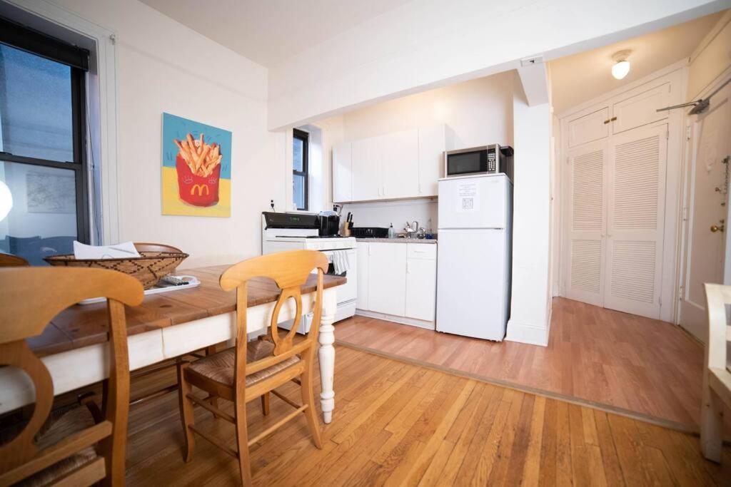 Cozy apartment in beautiful midtown Hoboken view 5