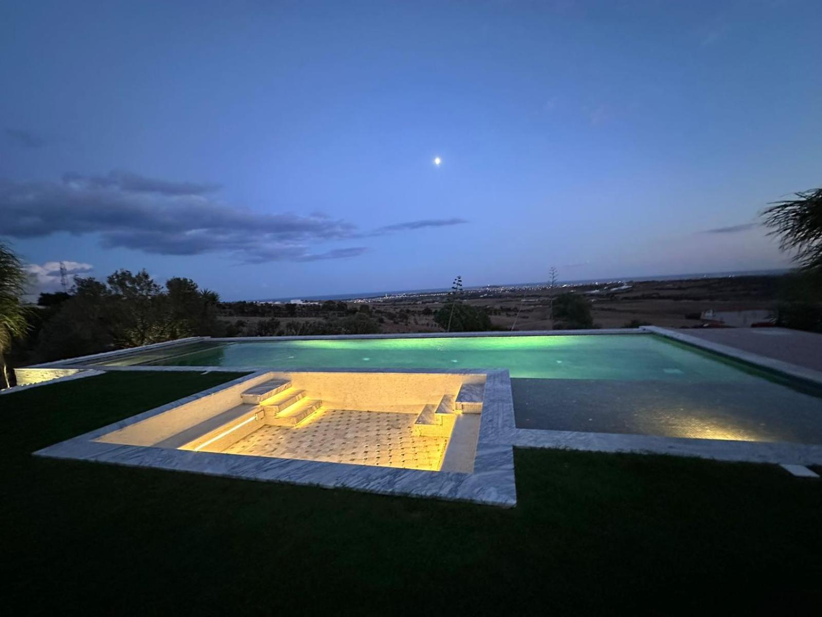 Villa viewpoint infinity pool jardin aucun vis-à-vis