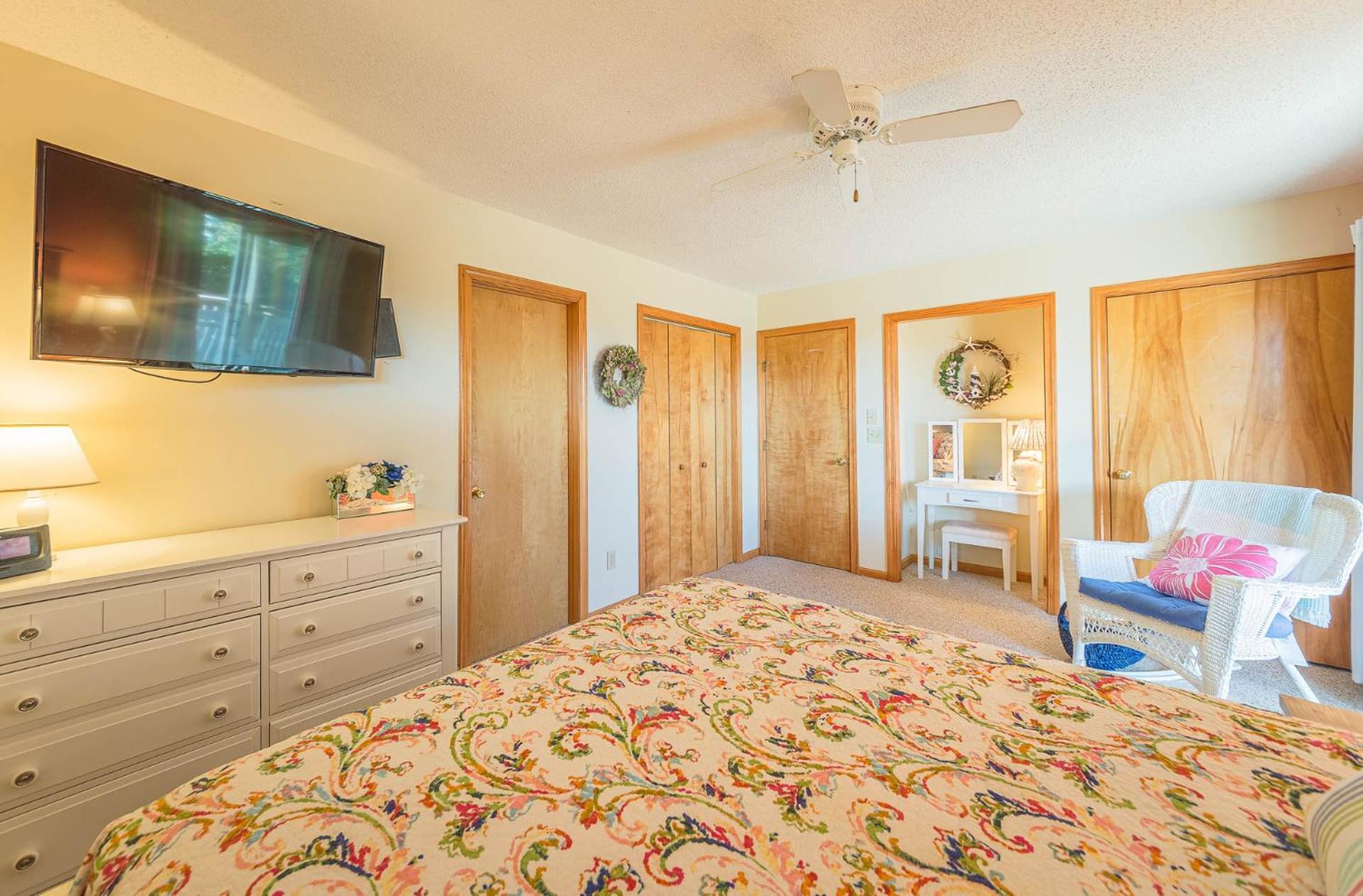 Climate Change - Duck, Sea Tern, Oceanside, 280 Yds to Beach, Pool, Hot Tub, Pets OK
