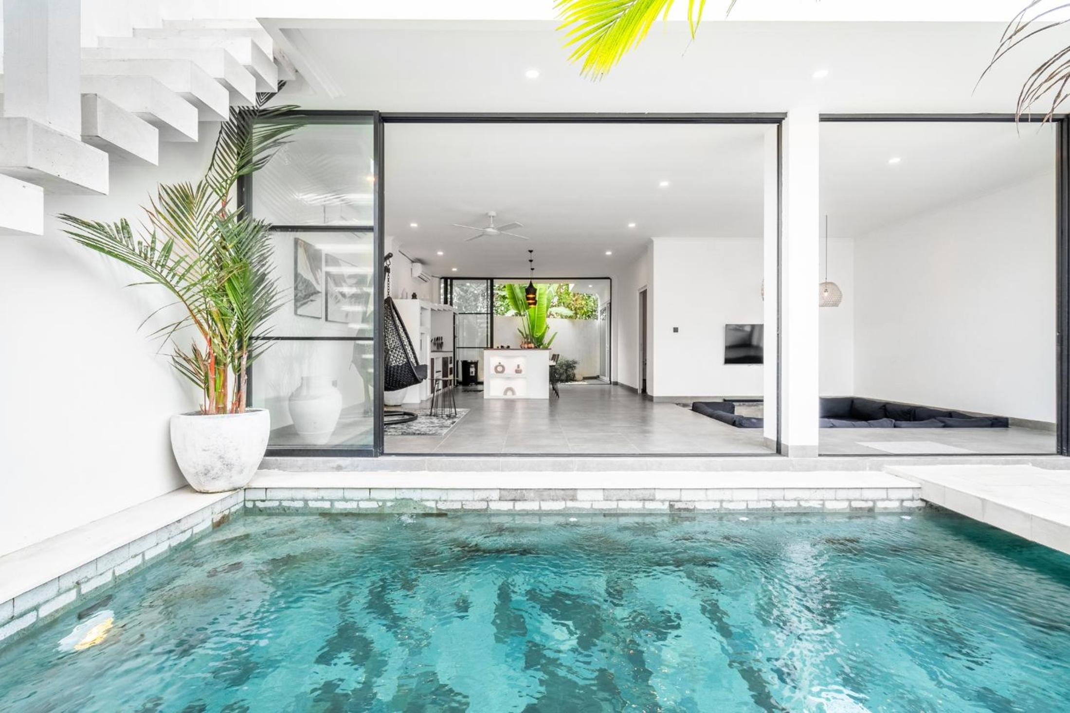 Sunny Home Villa Canggu — recepcion & lobby