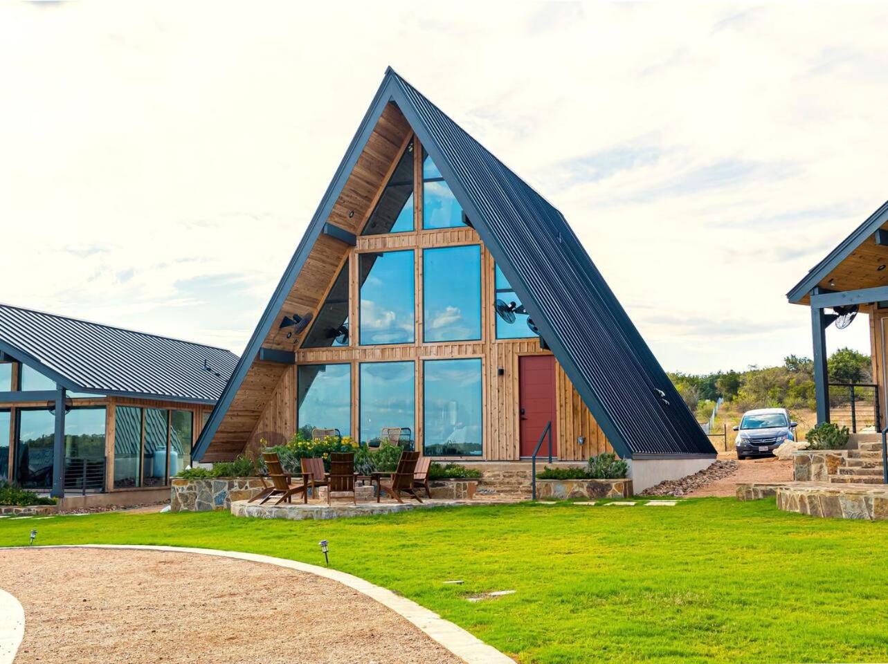 Gruene Daze Chalet - Stylish Aframe - Escape the Ordinary view 5