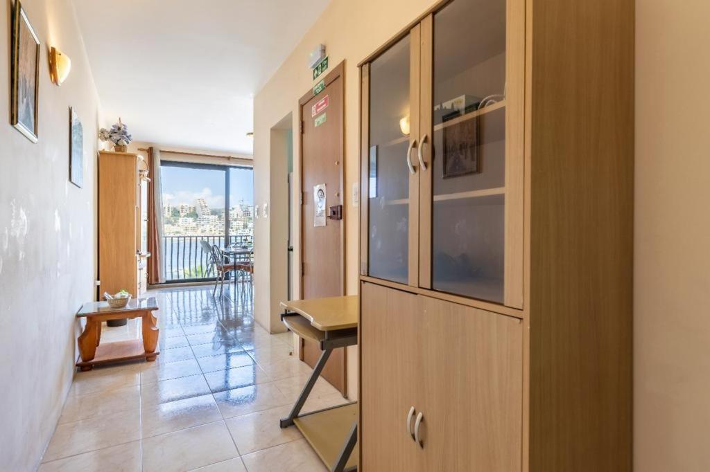 Lovely Seaview apt at St Paul's Bay, photo 8