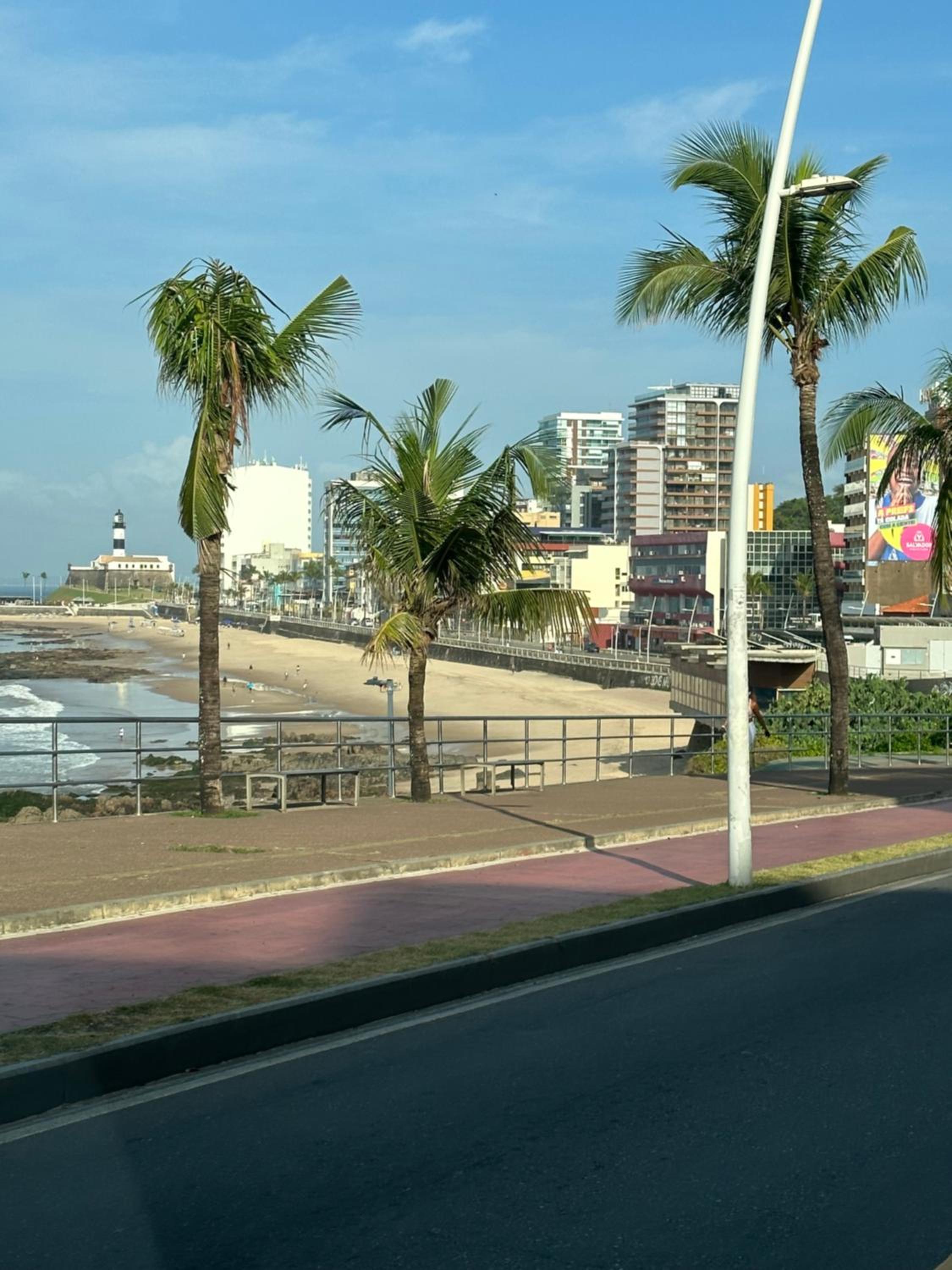 Kitnet 6 pessoas na Barra