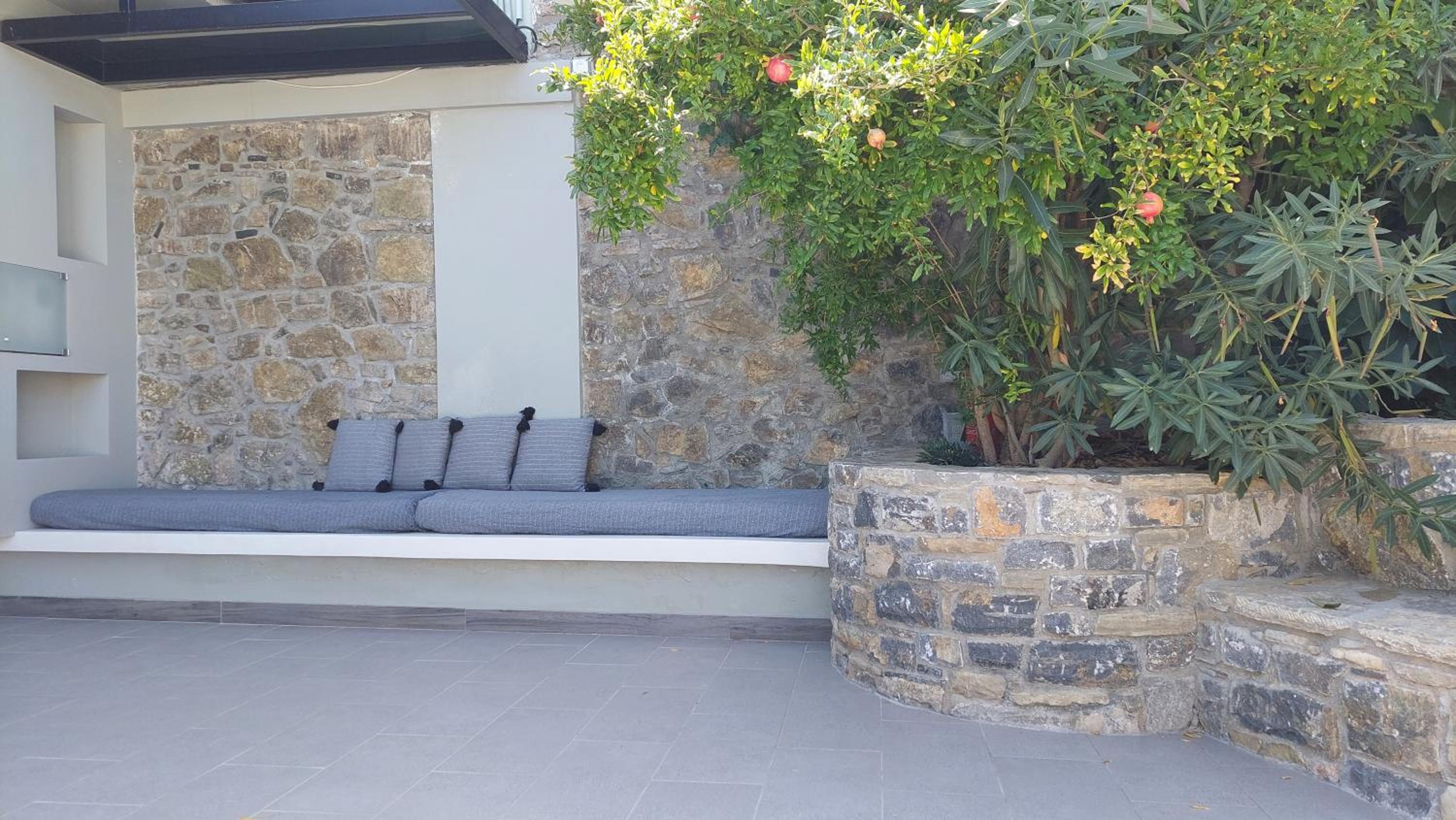 Istron Avra view 5