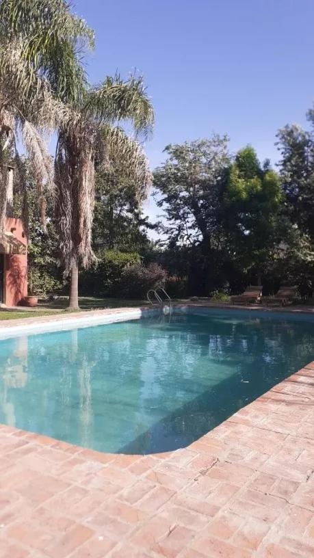 Casa Quinta con Pileta en mercedes. 6 personas