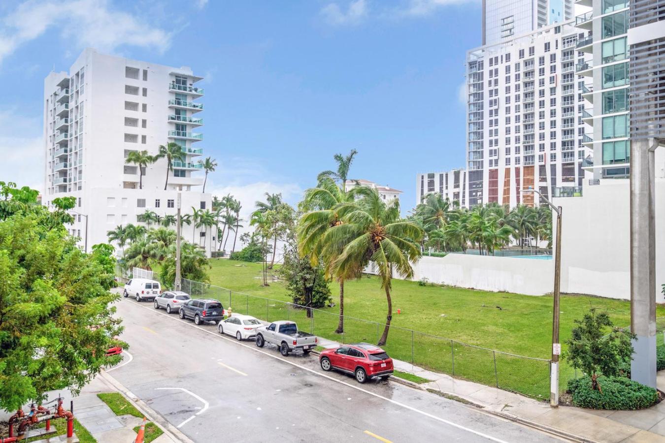 Lovely Unit Mins from Wynwood with Free Parking