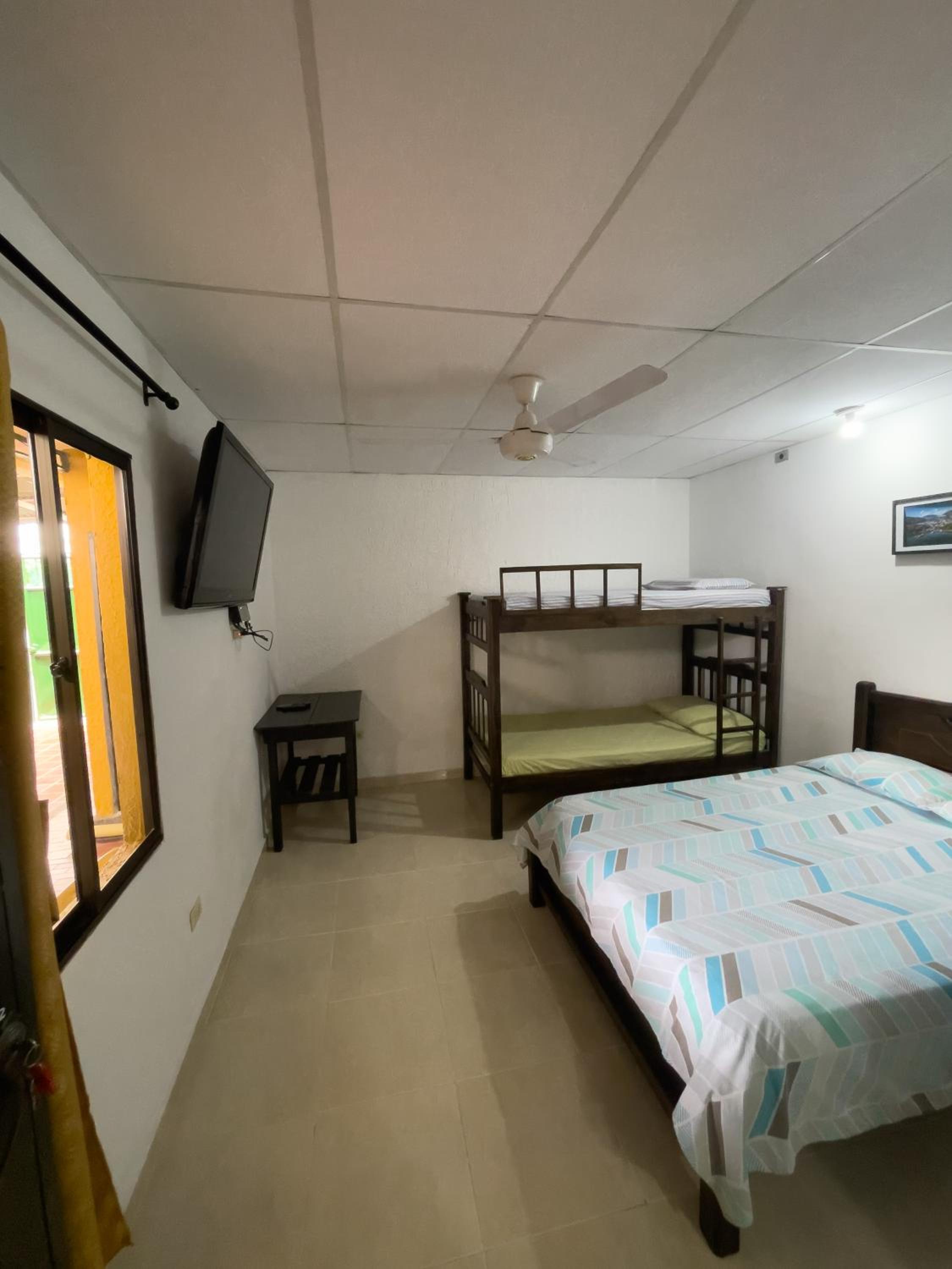 HOSTAL ATITLAN