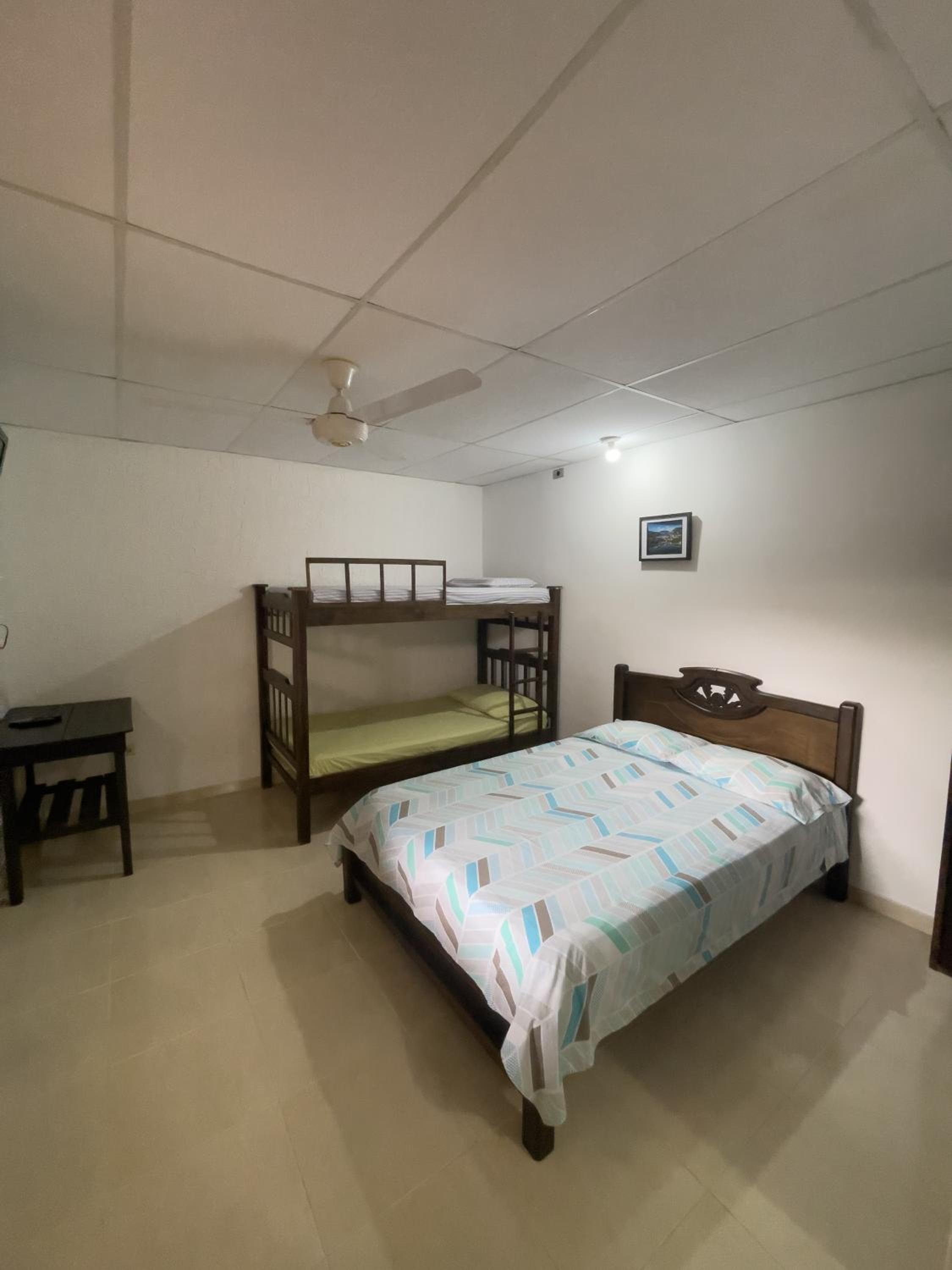 HOSTAL ATITLAN