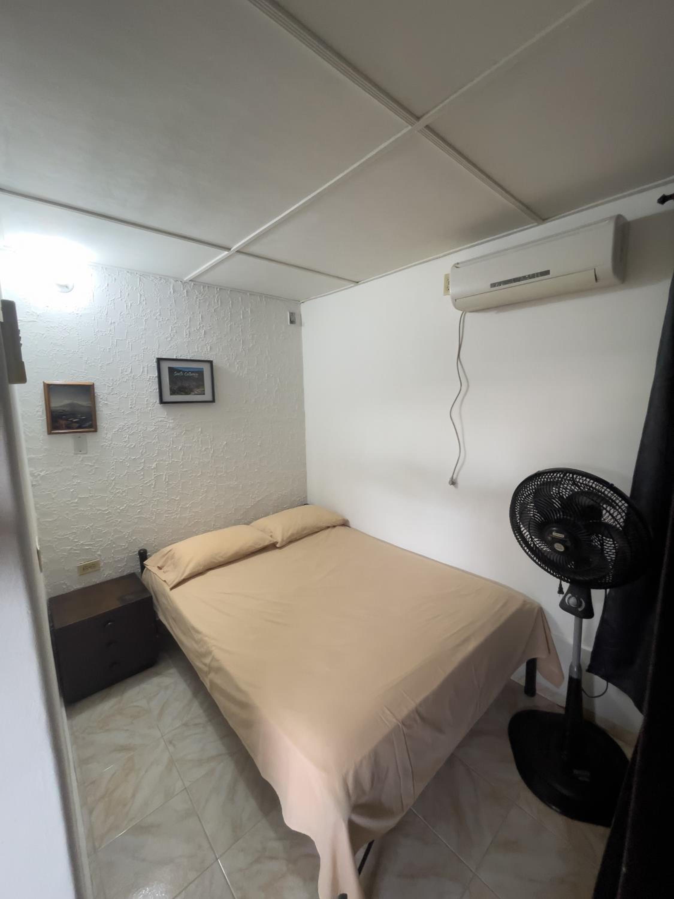 HOSTAL ATITLAN