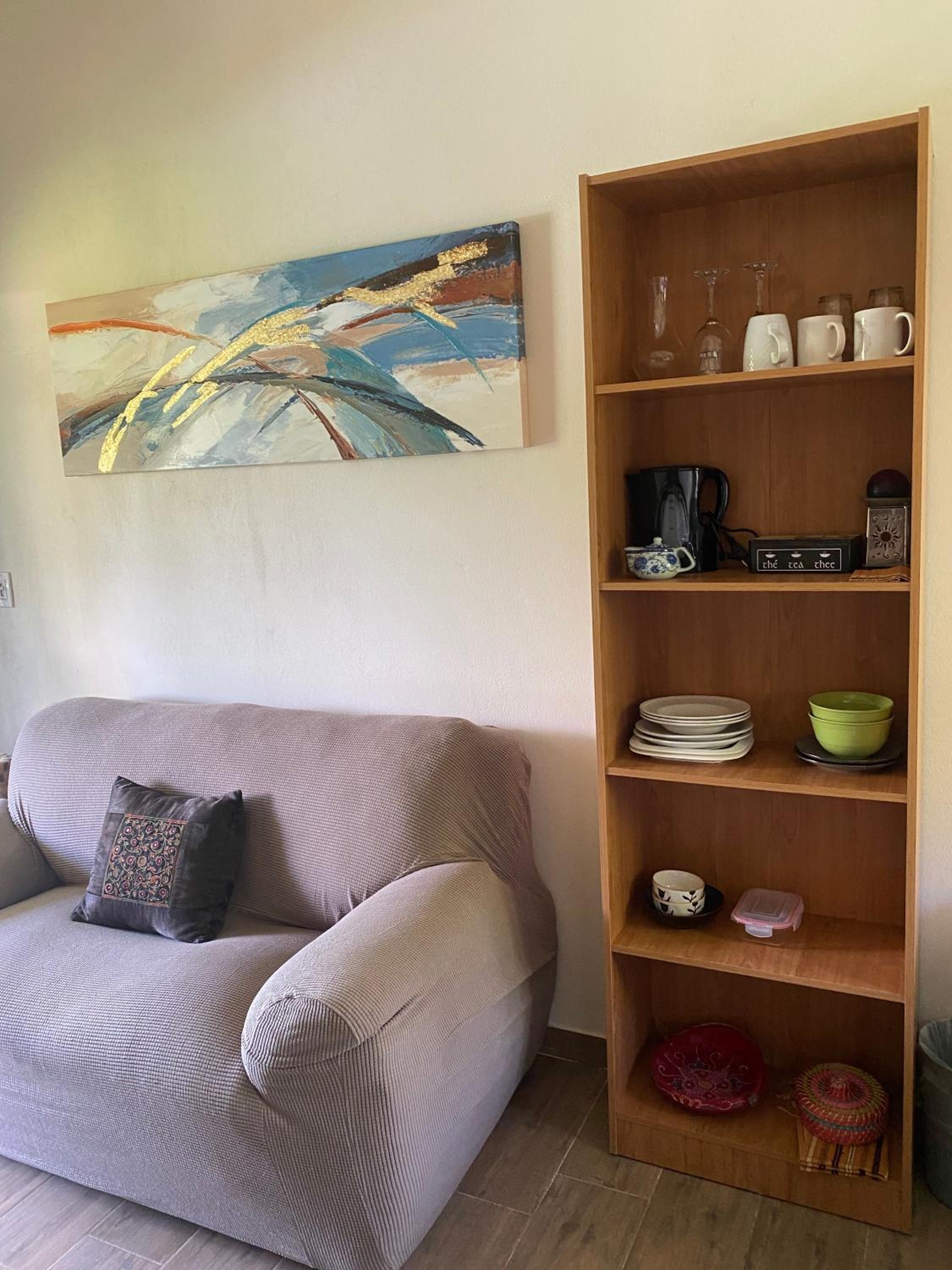 Apartamento con Terraza y Vista al Jardín