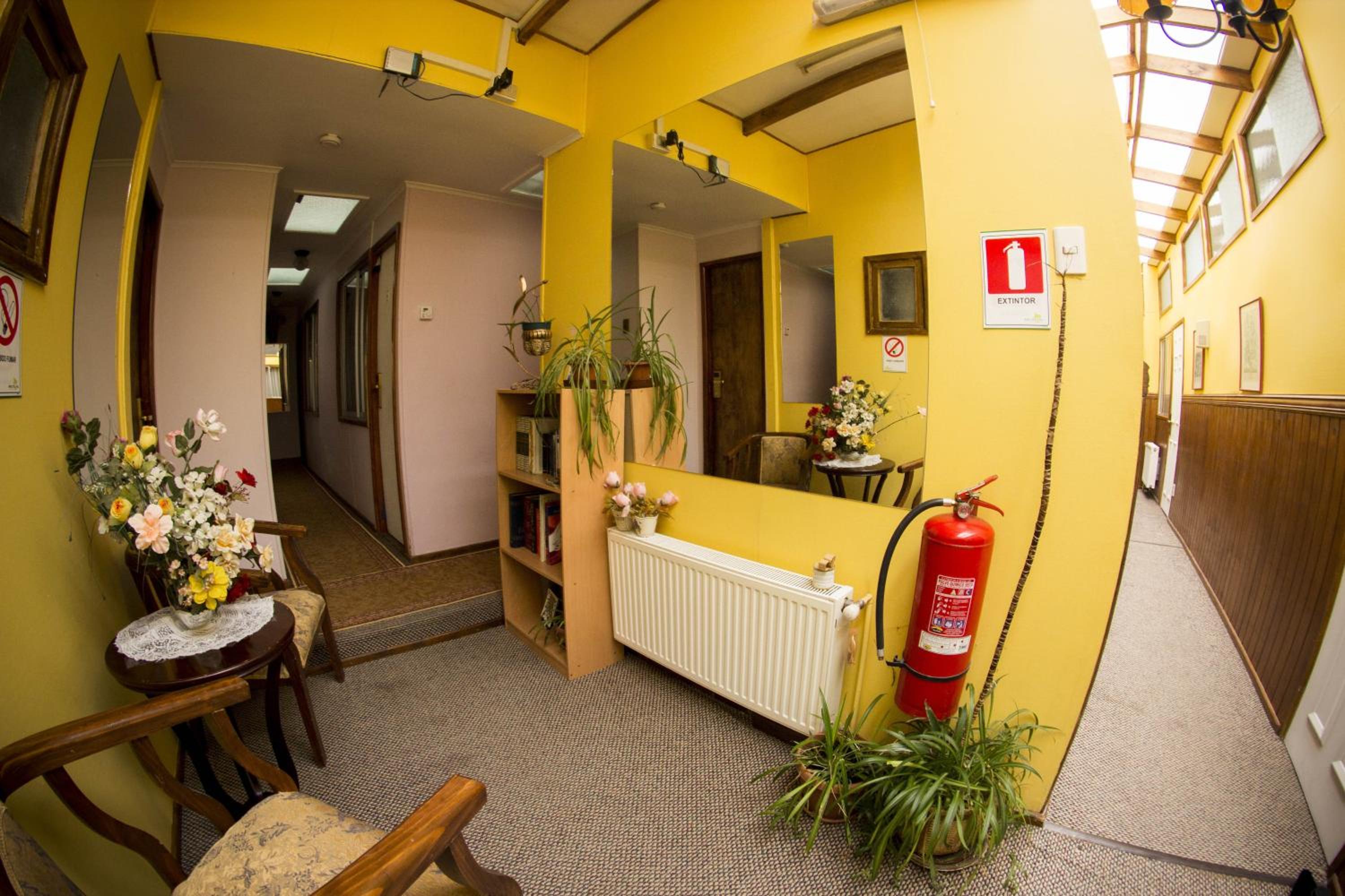 Hostal Cordillera