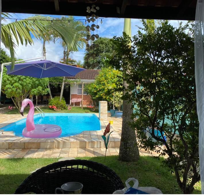 Chalé Flamingo com Piscina Casa inteira em Morretes