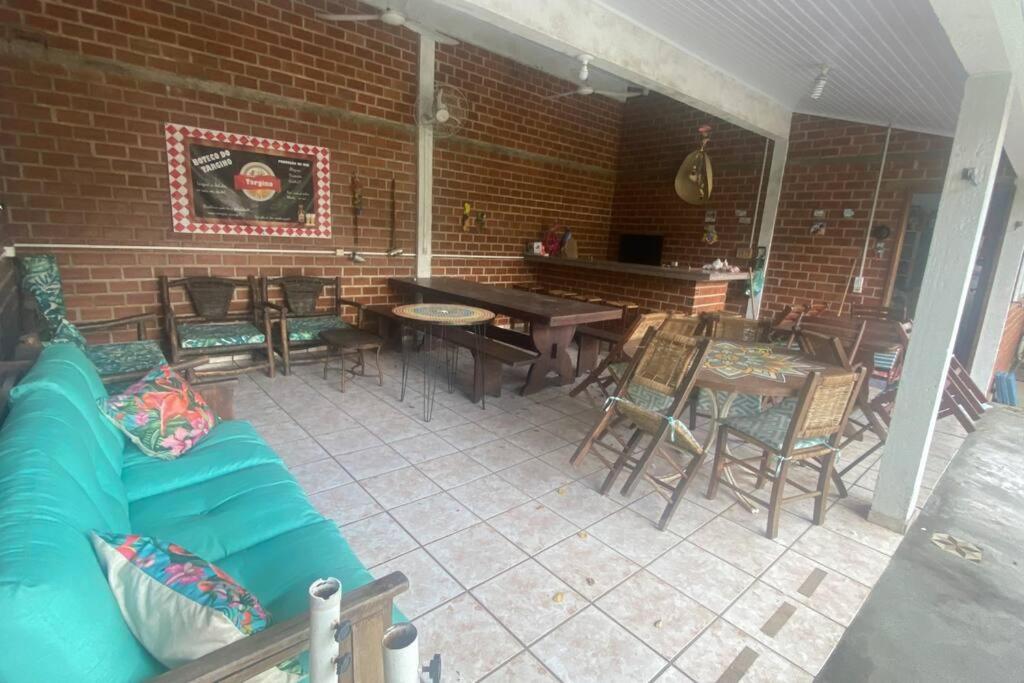 Chalé Flamingo com Piscina Casa inteira em Morretes