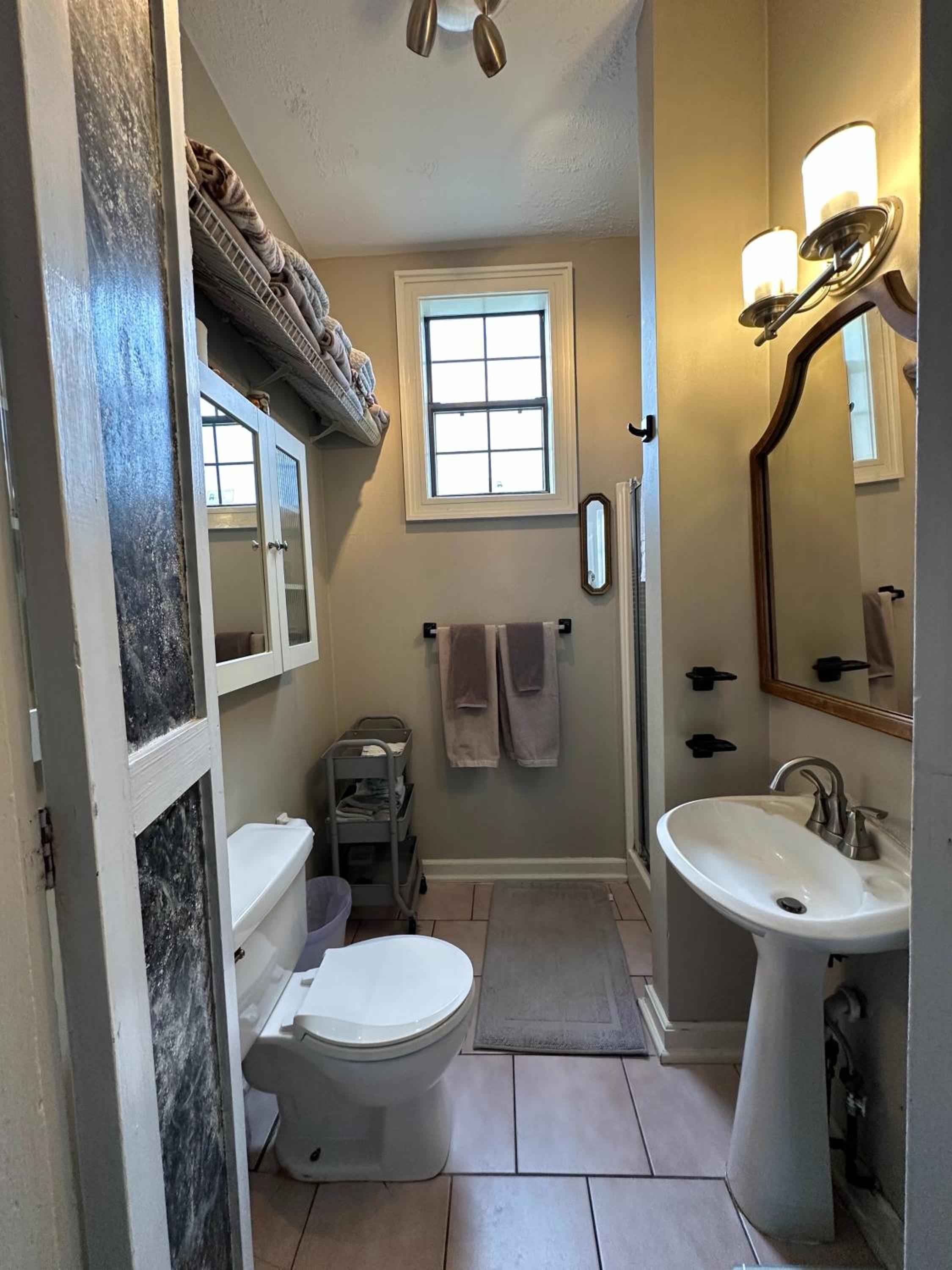 Bywater Home, Parking and Pet Friendly Retreat view 5