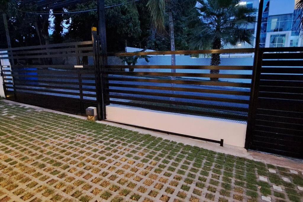 Deluxe villa with jacuzzi and beautiful garden