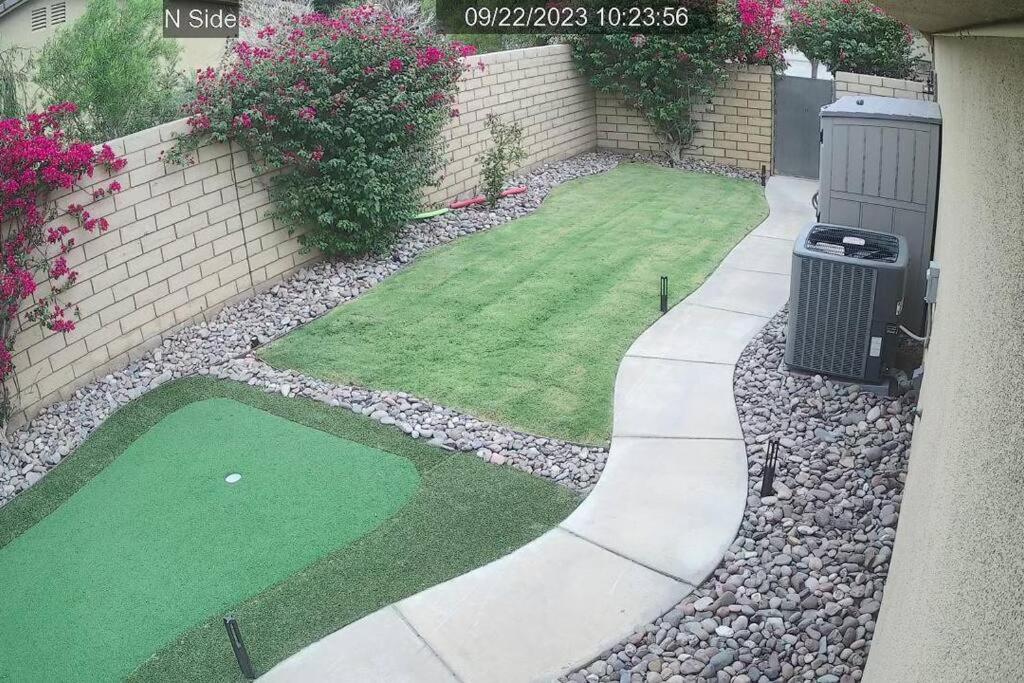 LA Mirage Villa Cheerful Coachella 4 Br House view 4