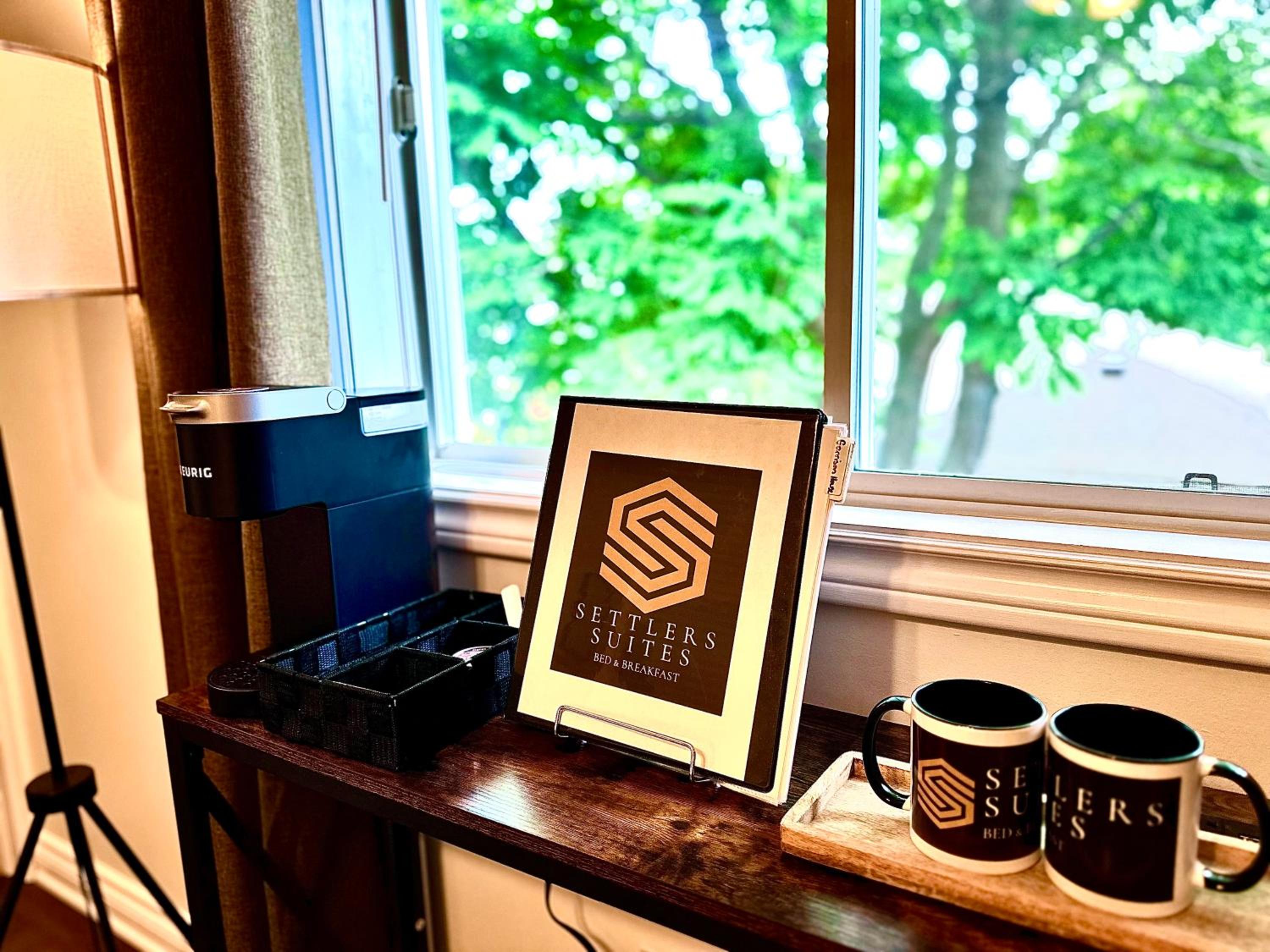 Settlers Suites