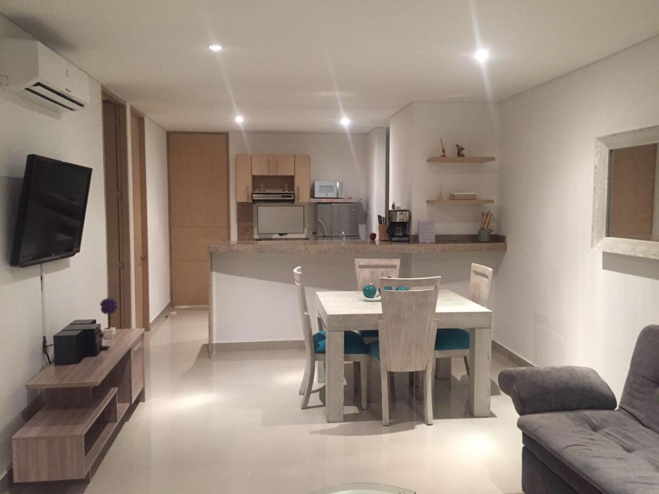 Espectacular apartamento de lujo con vista al mar y salida directa a la playa