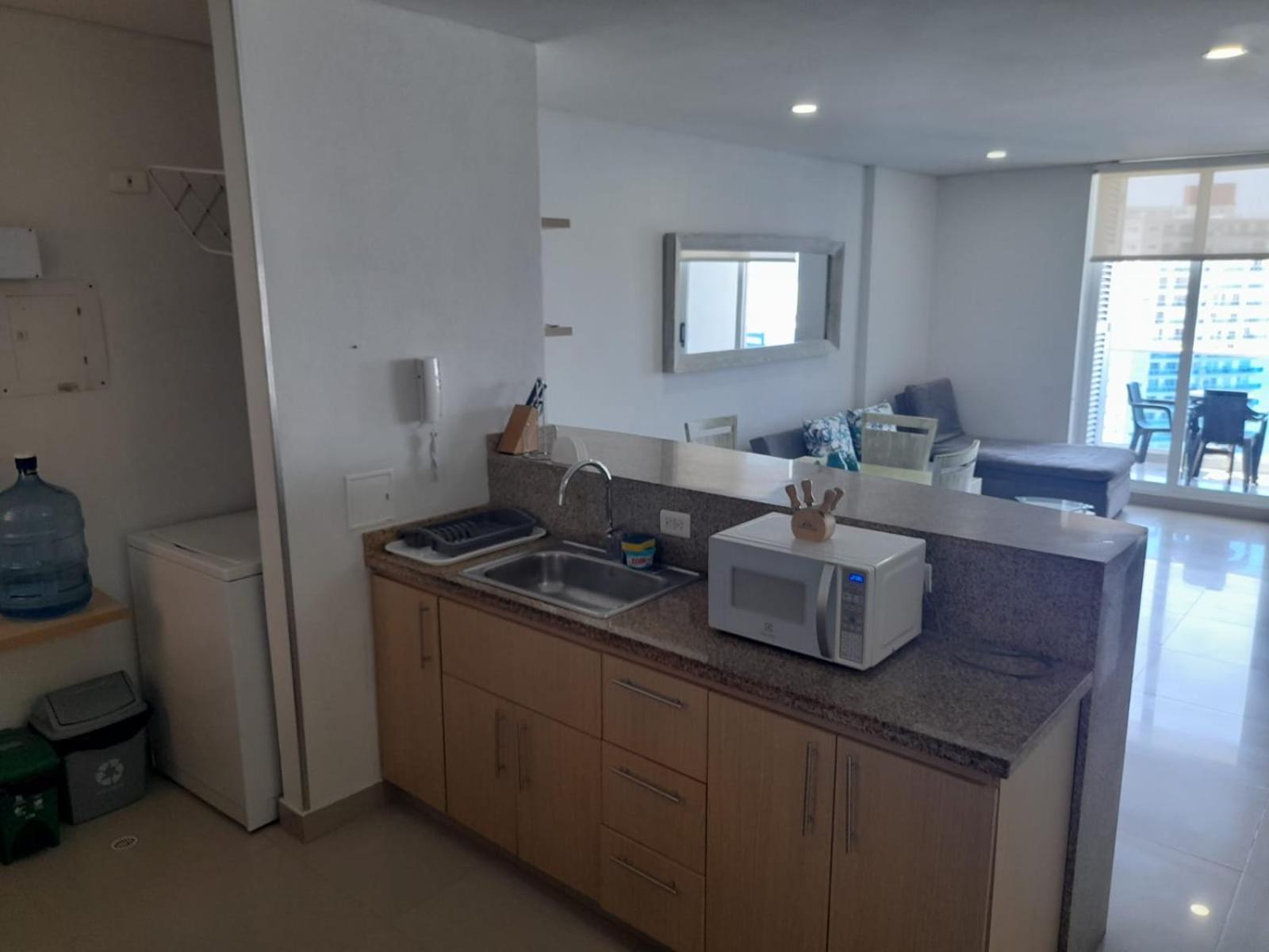 Espectacular apartamento de lujo con vista al mar y salida directa a la playa