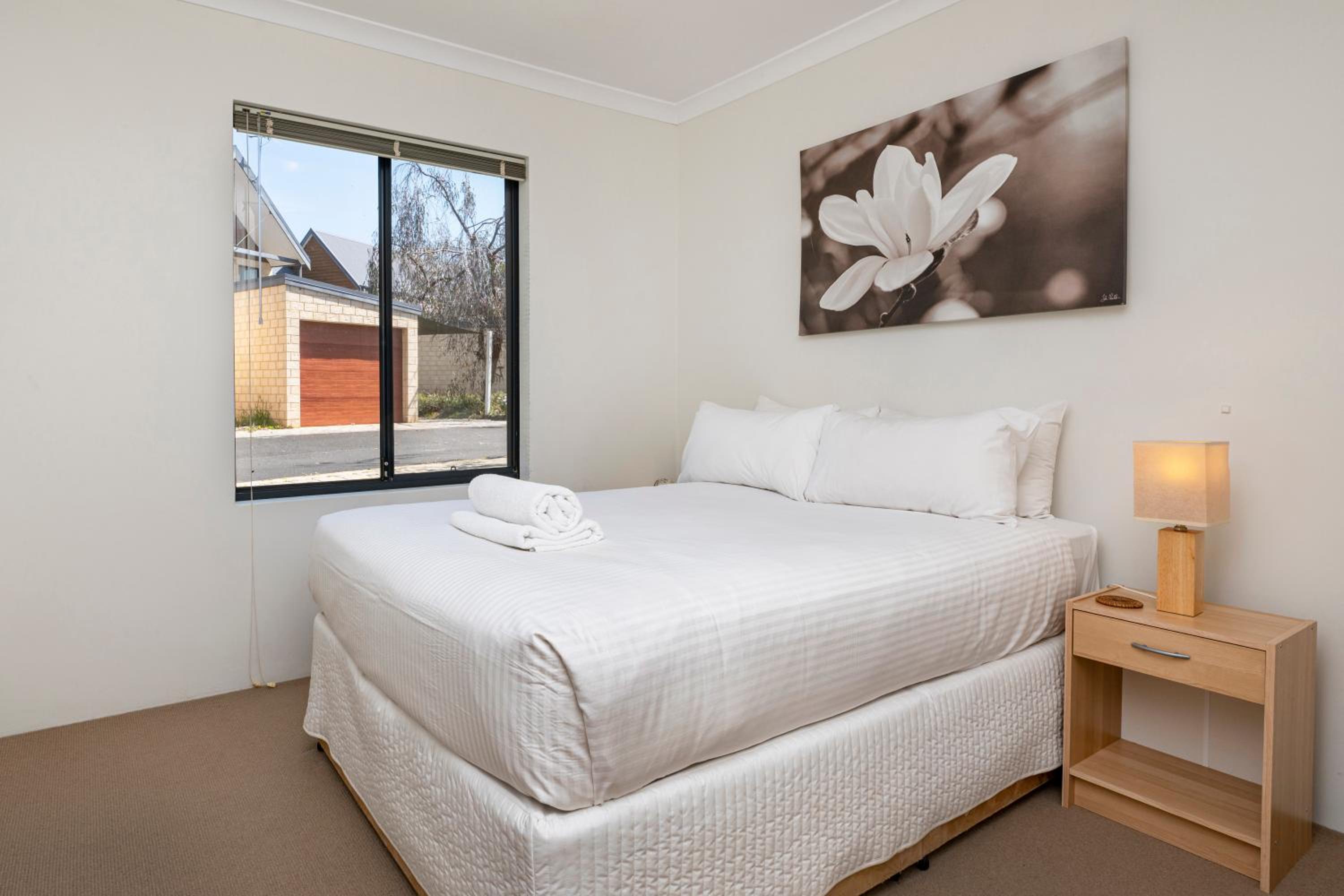 Otra Casa - Your cosy, chill South West getaway!