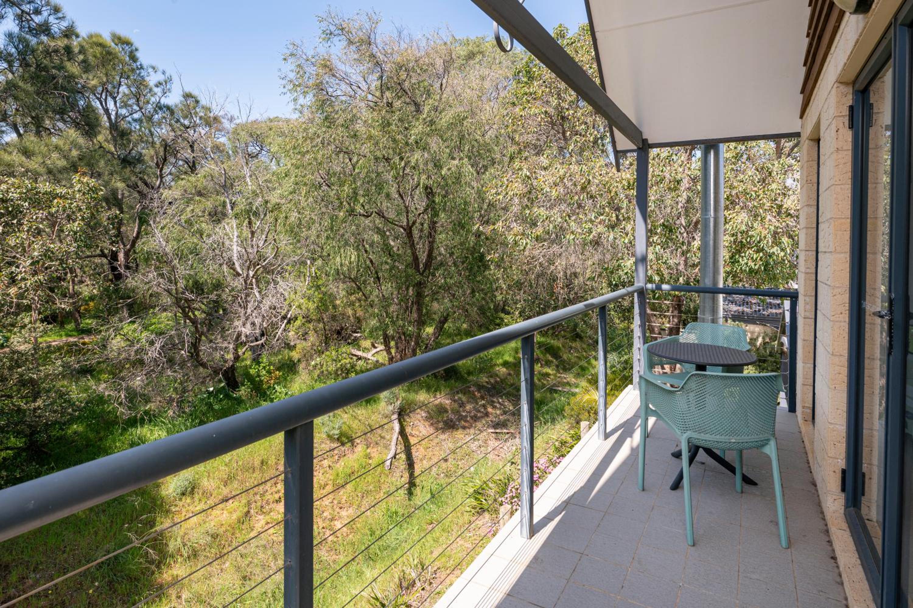 Otra Casa - Your cosy, chill South West getaway!