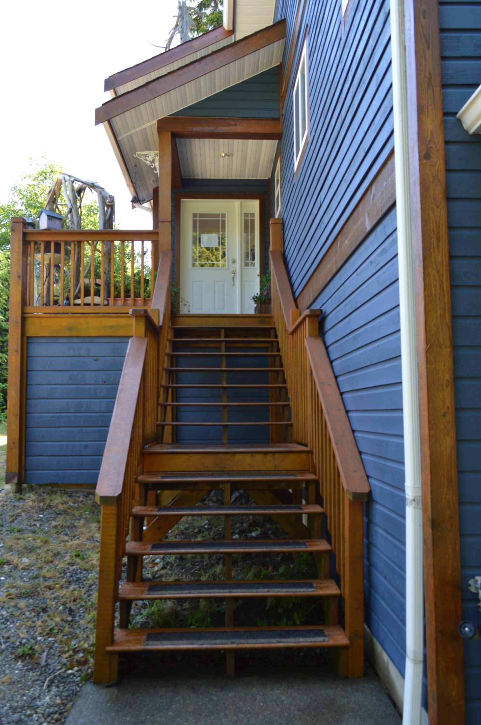 Easy on the Edge - Image 5