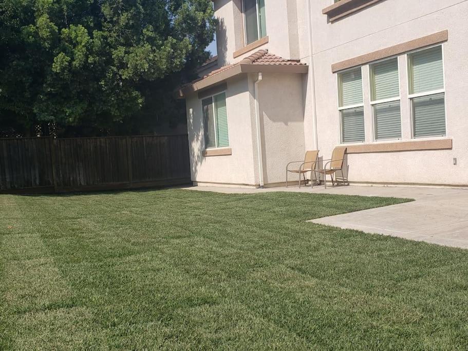 GREAT VACATION HOME IN TRACY view 5