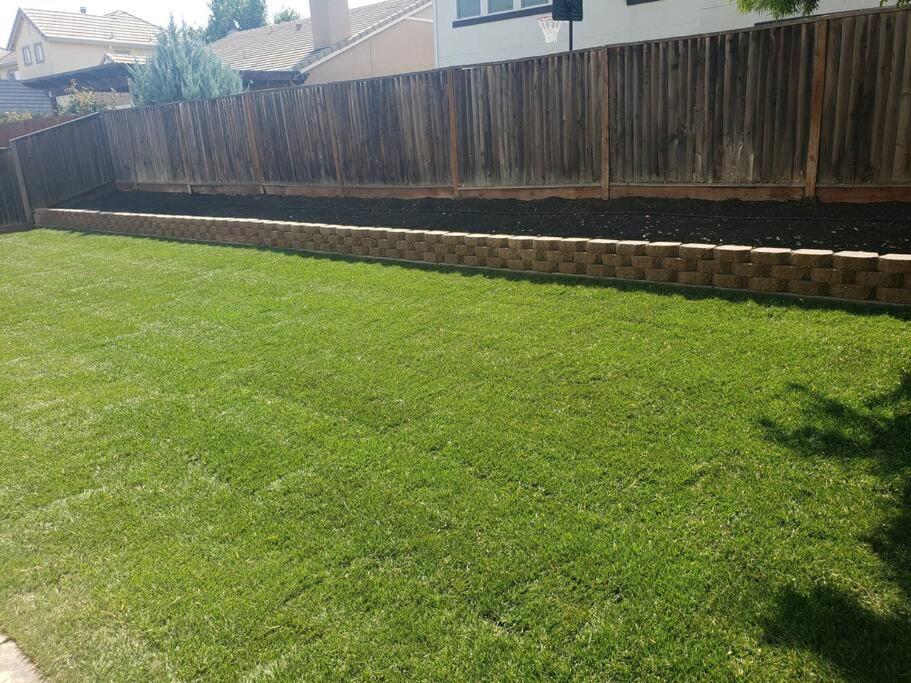 GREAT VACATION HOME IN TRACY view 3