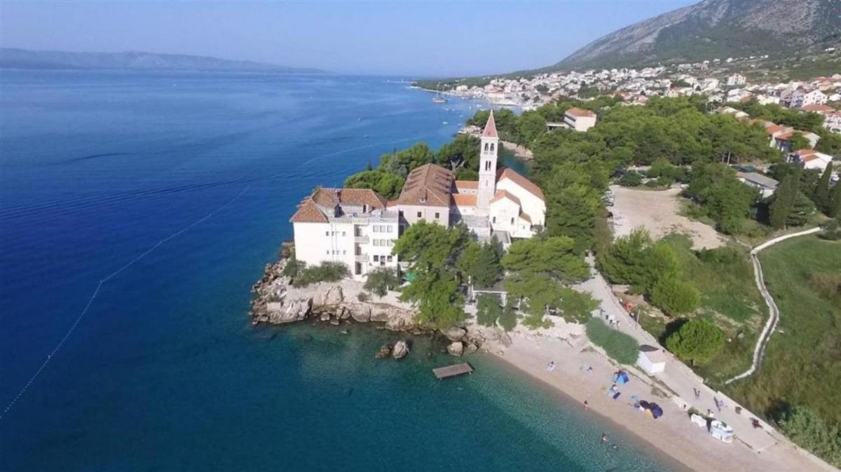 Apartments Sim - 130 m from sea view 4