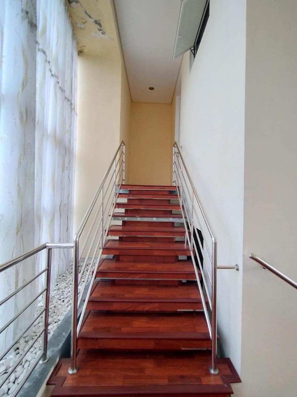 Villa Arisella Cipanas Puncak
