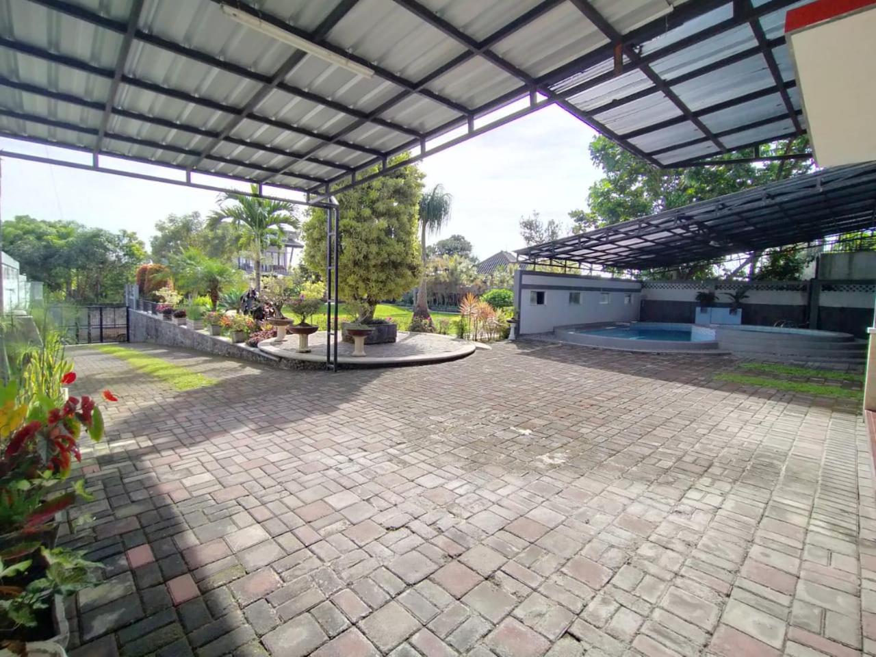 Villa Arisella Cipanas Puncak