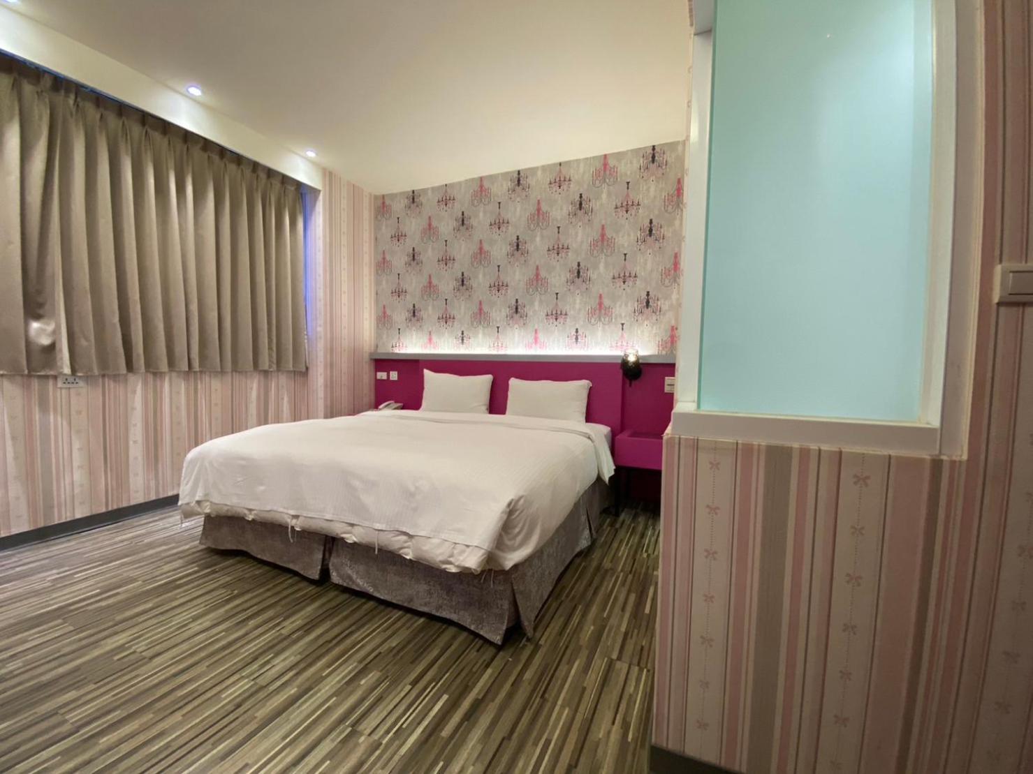191 Hotel