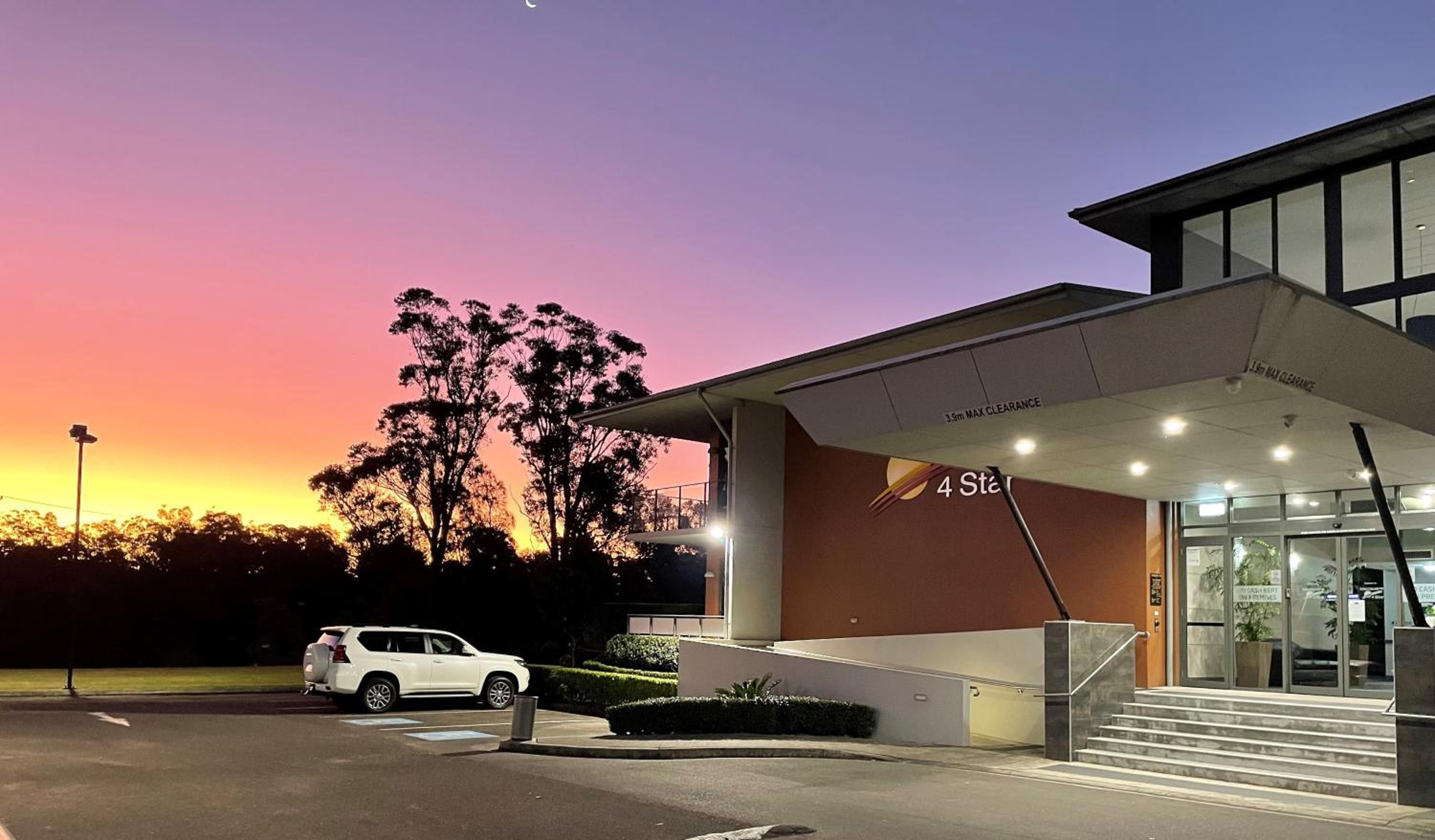 Macquarie 4 Star