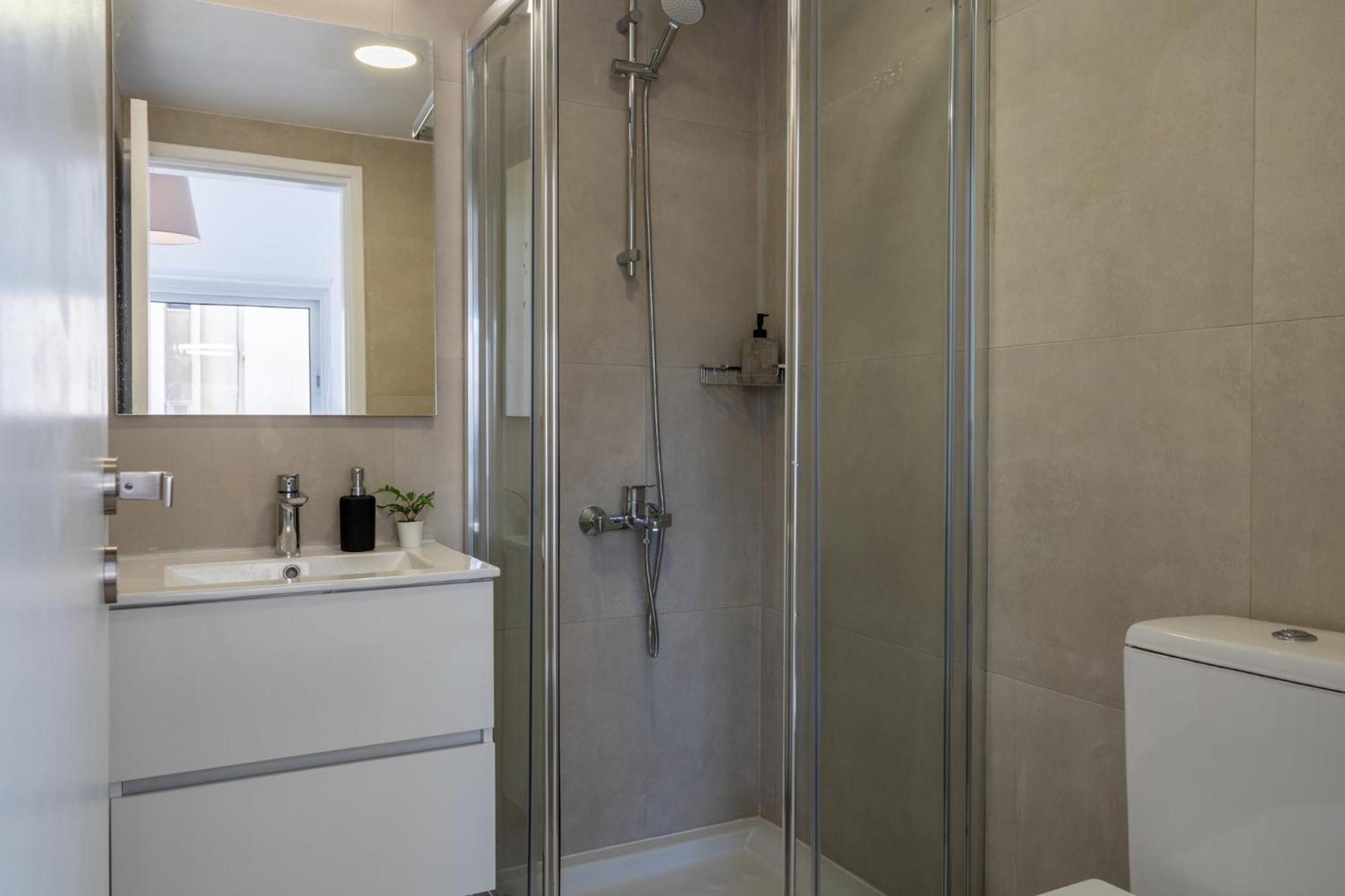 Hermes 2-Bedroom Apartment in Larnaca