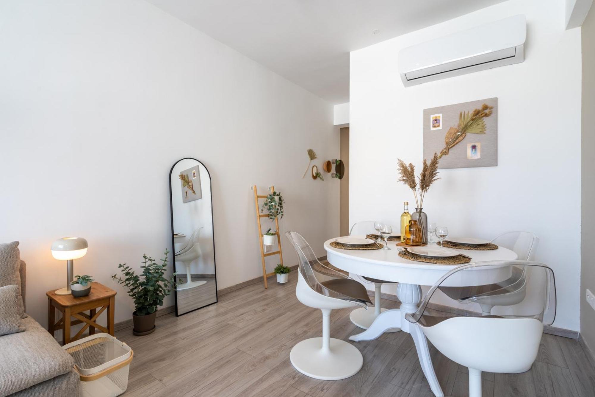 Hermes 2-Bedroom Apartment in Larnaca