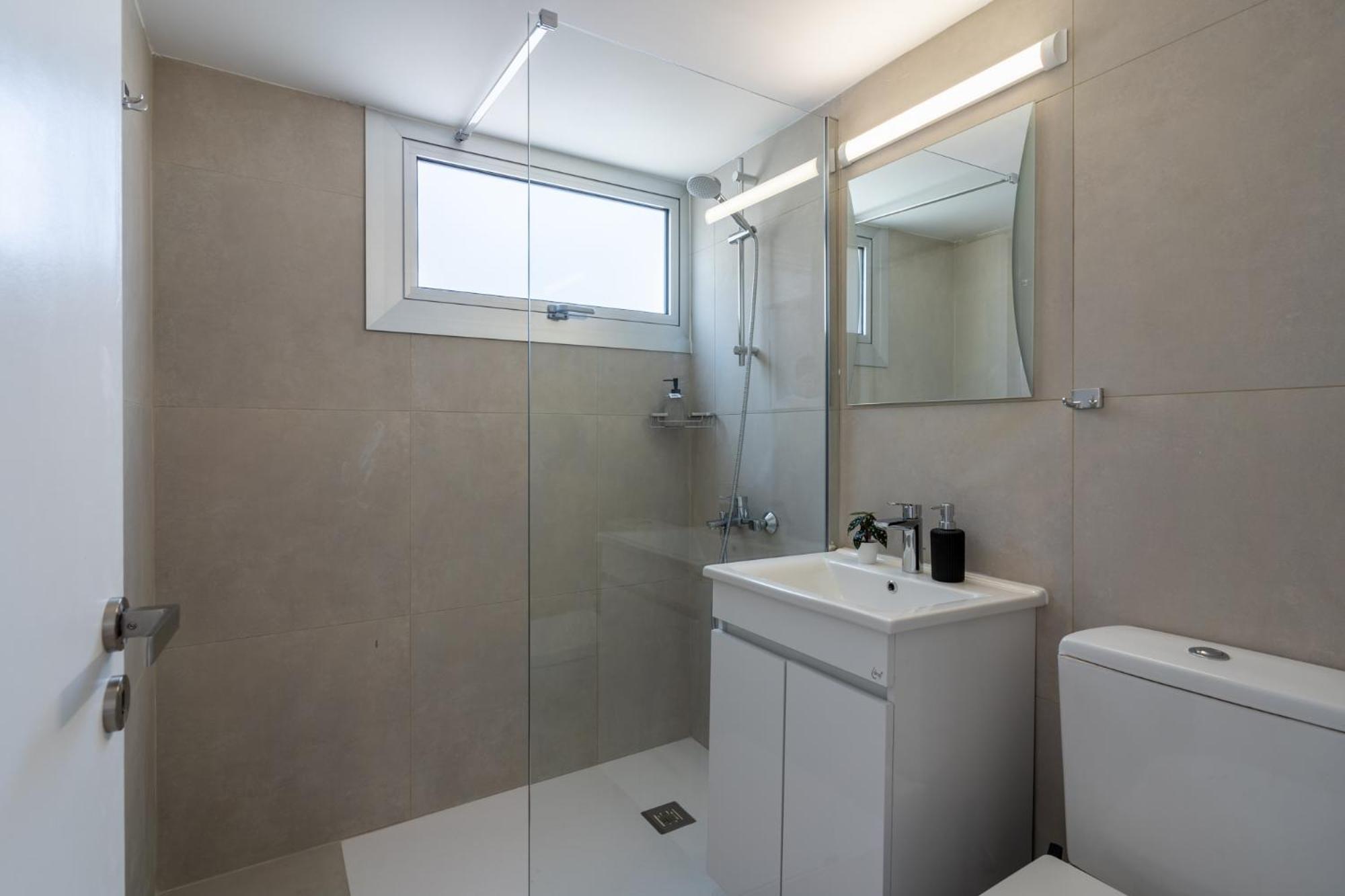 Hermes 2-Bedroom Apartment in Larnaca